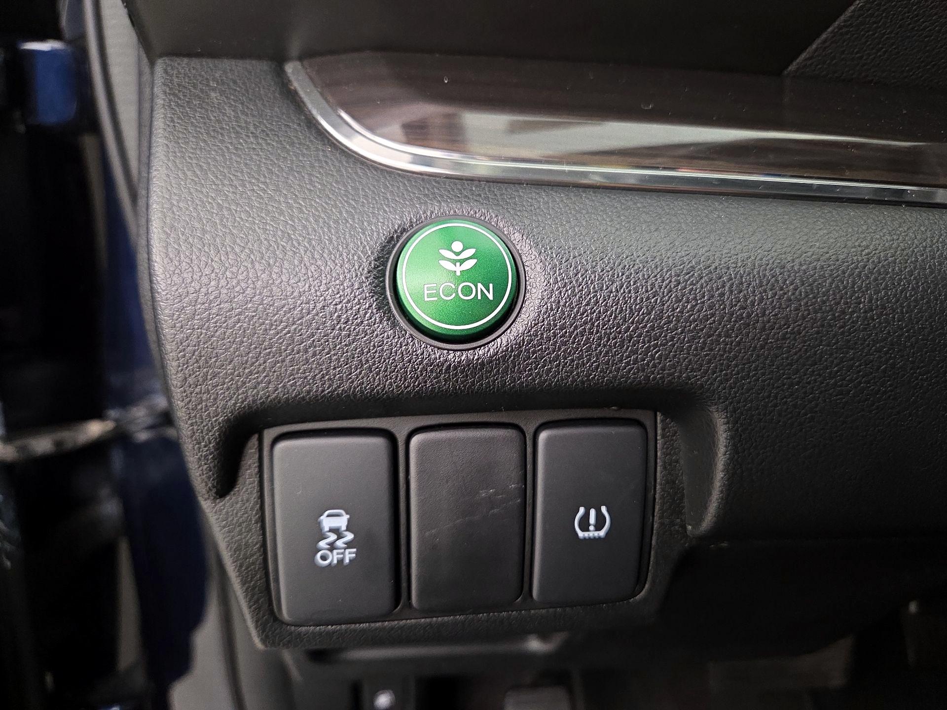 Thumbnail: 2015 Honda CR-V - 13