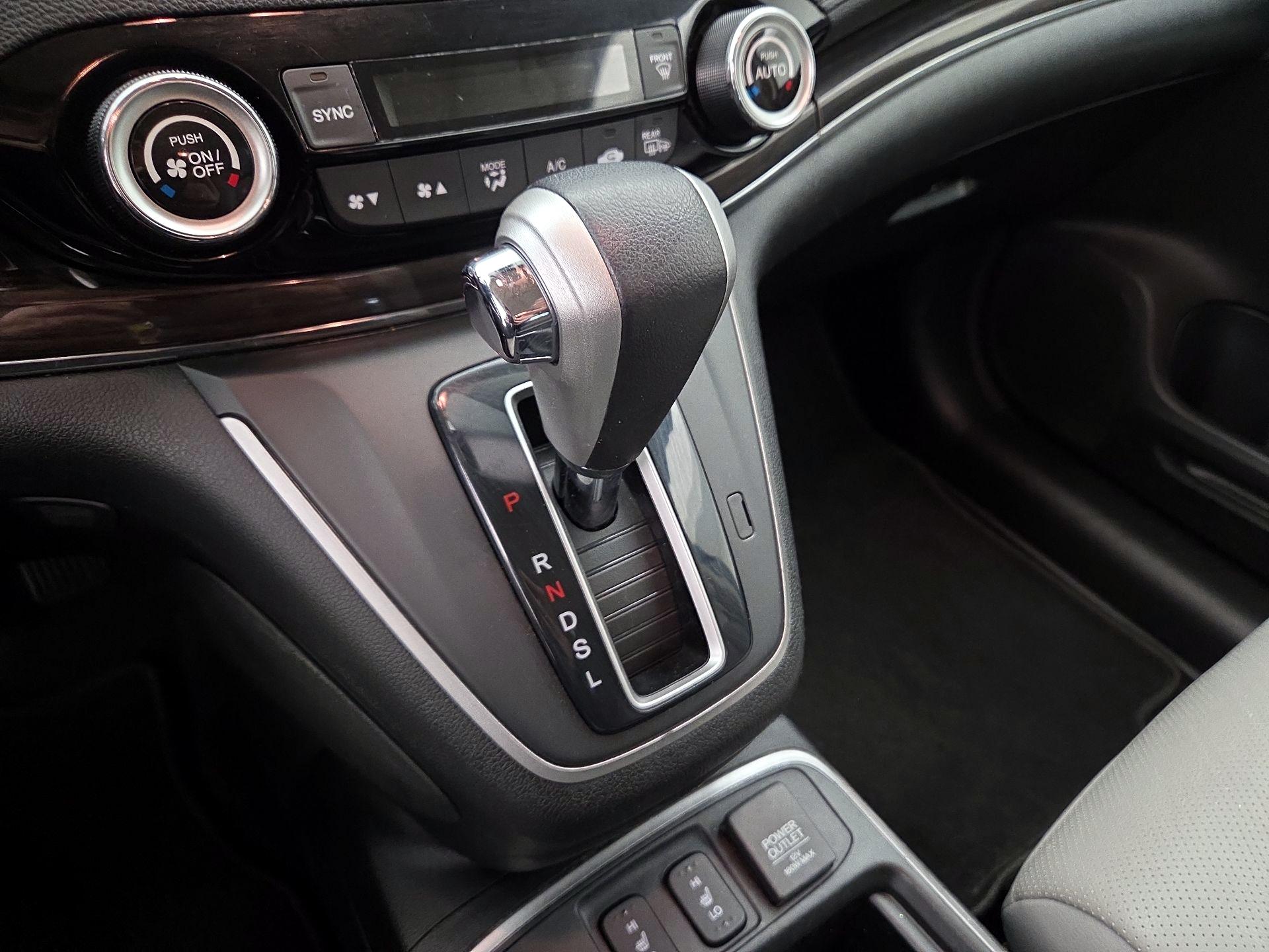 Thumbnail: 2015 Honda CR-V - 17