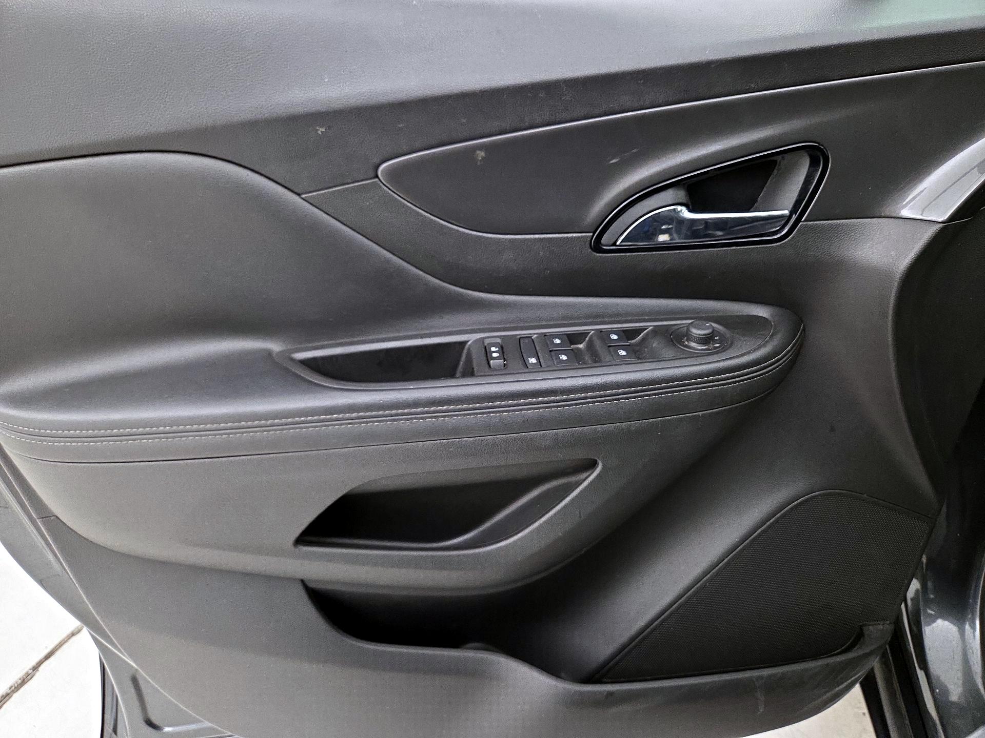 Thumbnail: 2018 Buick Encore - 12