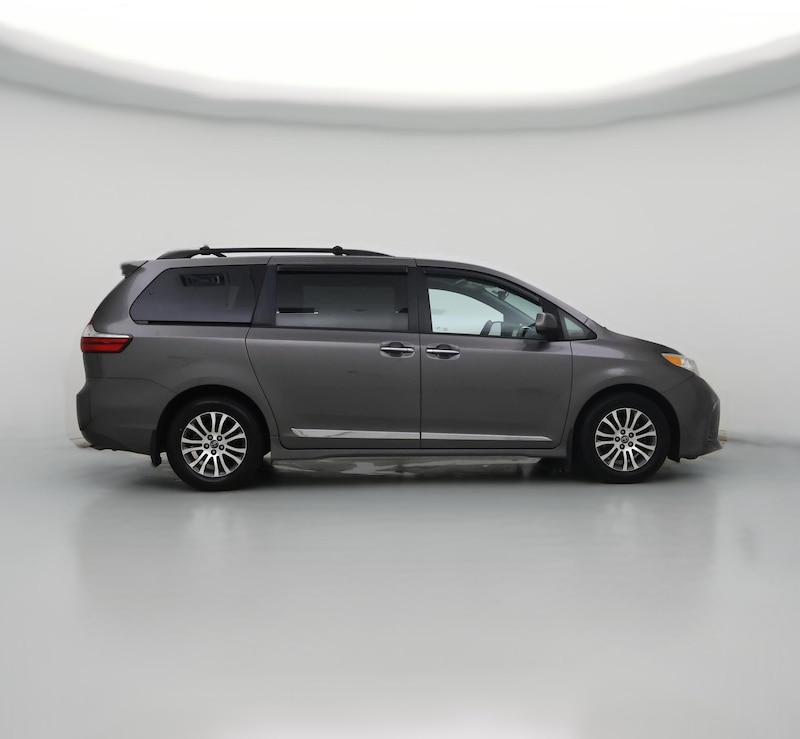 2018 Toyota Sienna XLE