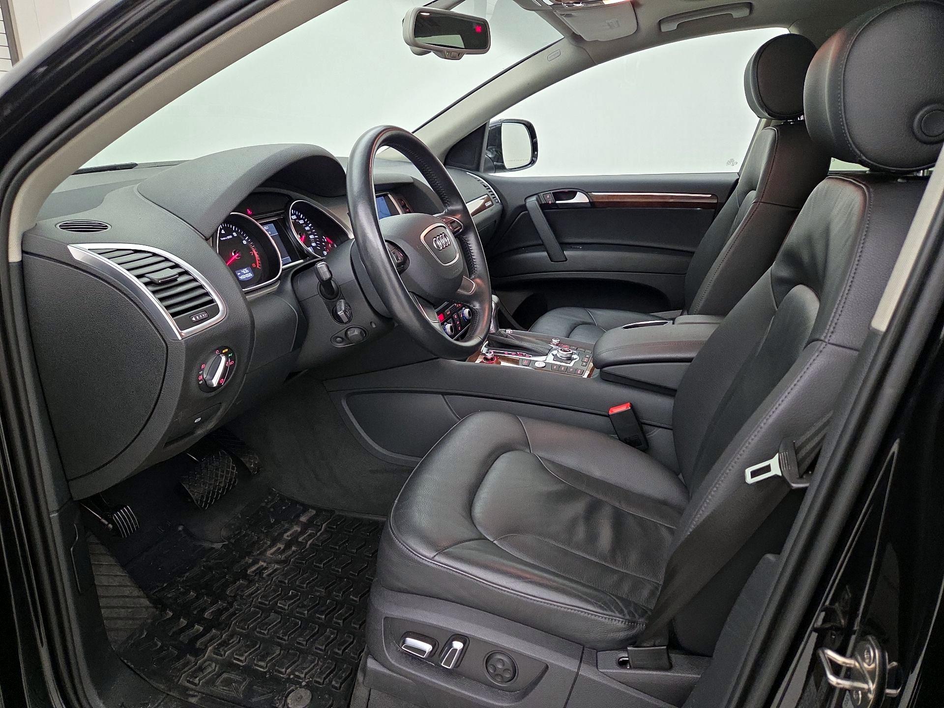 Thumbnail: 2015 Audi Q7 - 11