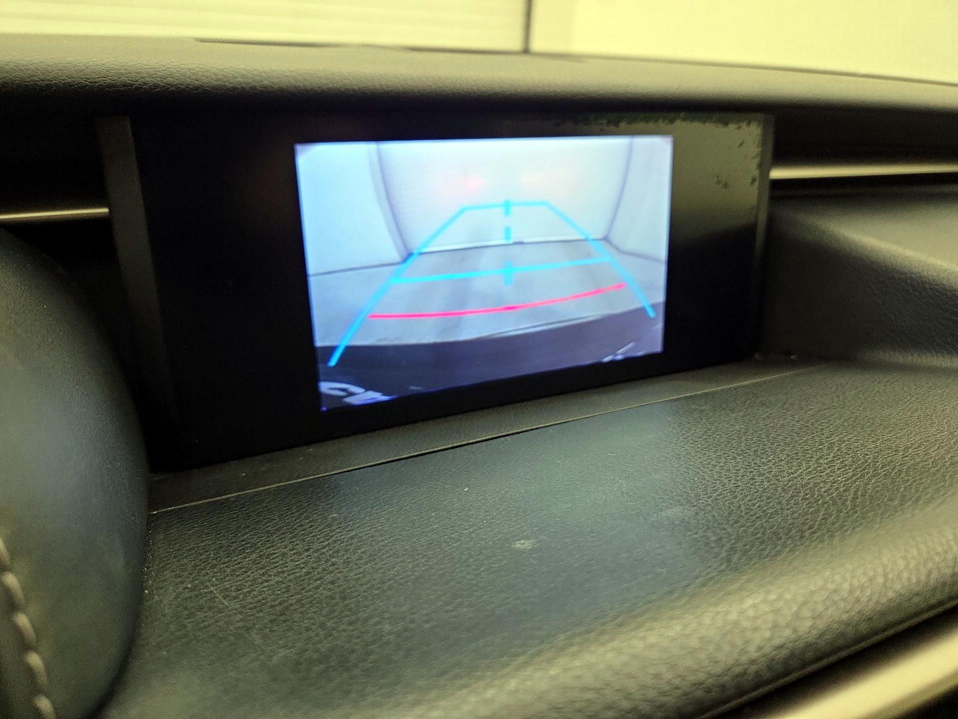 Thumbnail: 2014 Lexus IS - 14