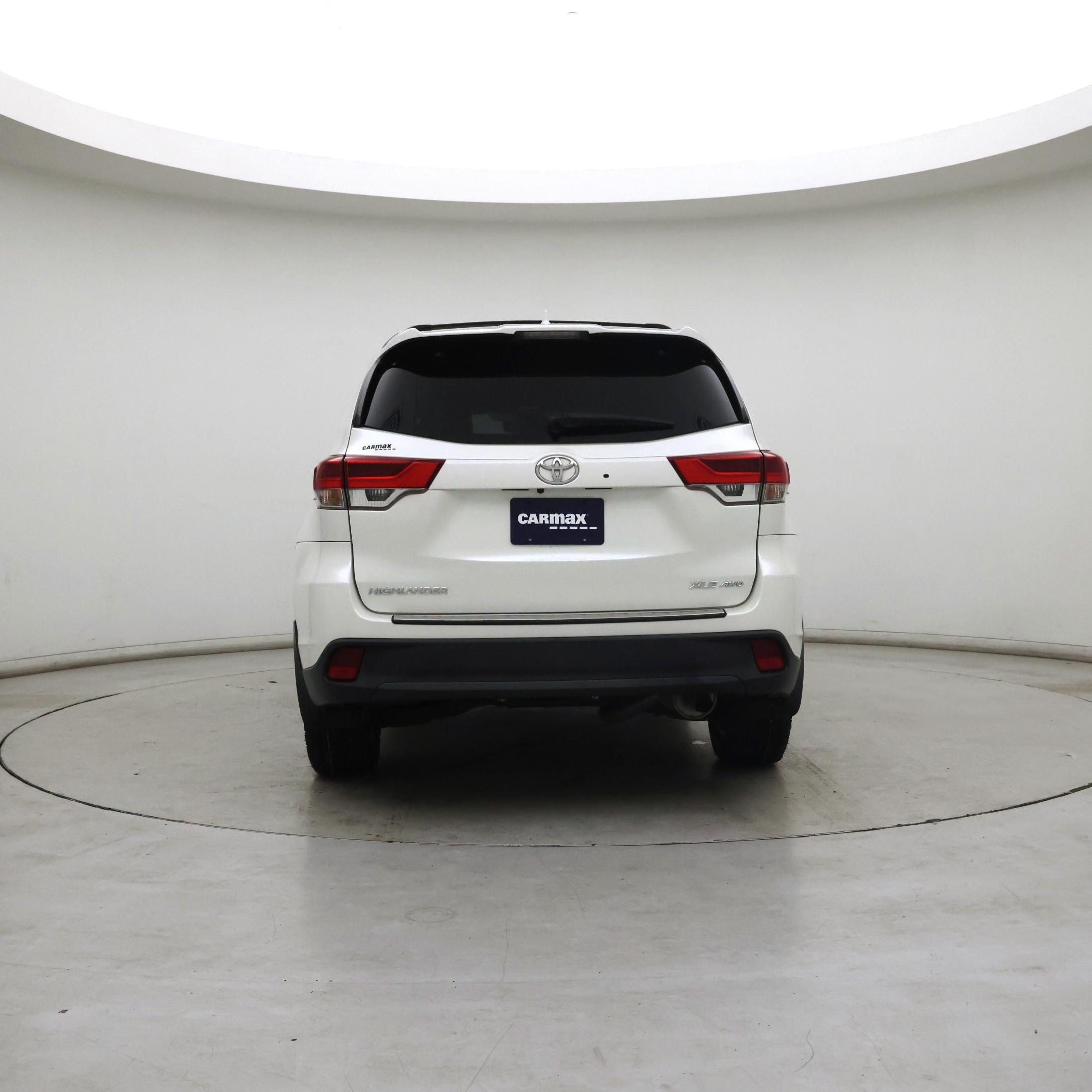 Thumbnail: 2019 Toyota Highlander - 6