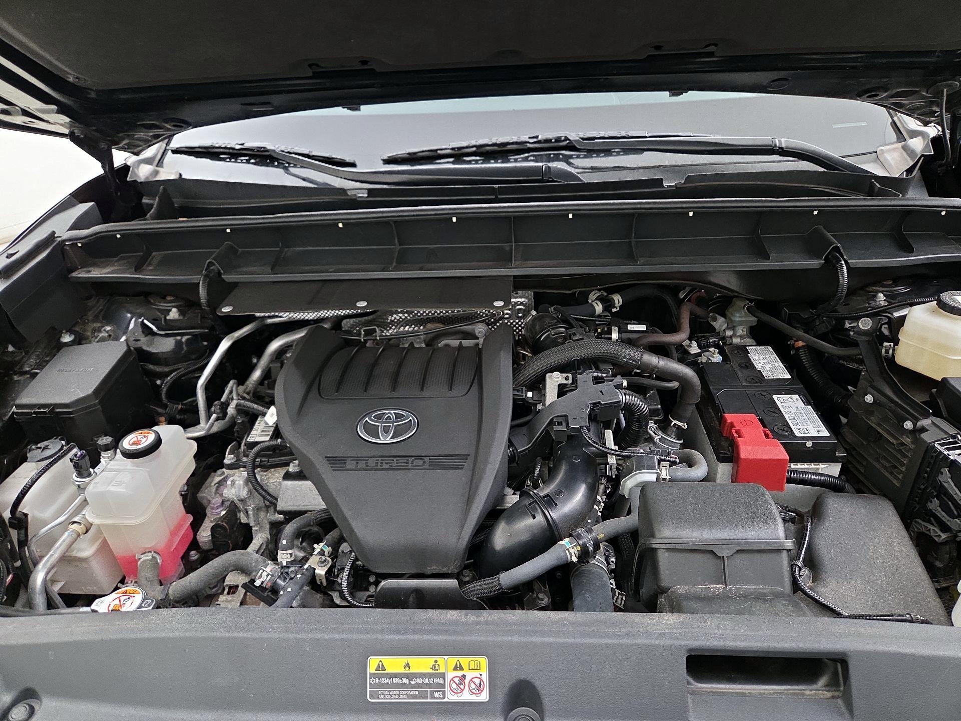 Thumbnail: 2023 Toyota Highlander - 19