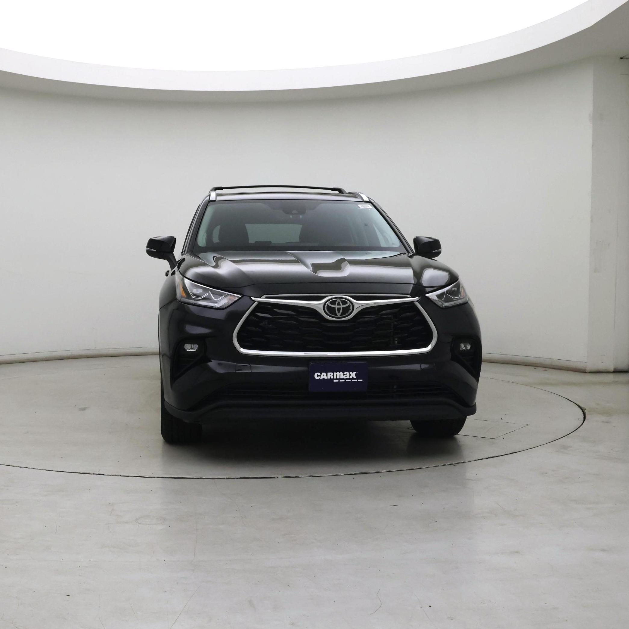 Thumbnail: 2023 Toyota Highlander - 5