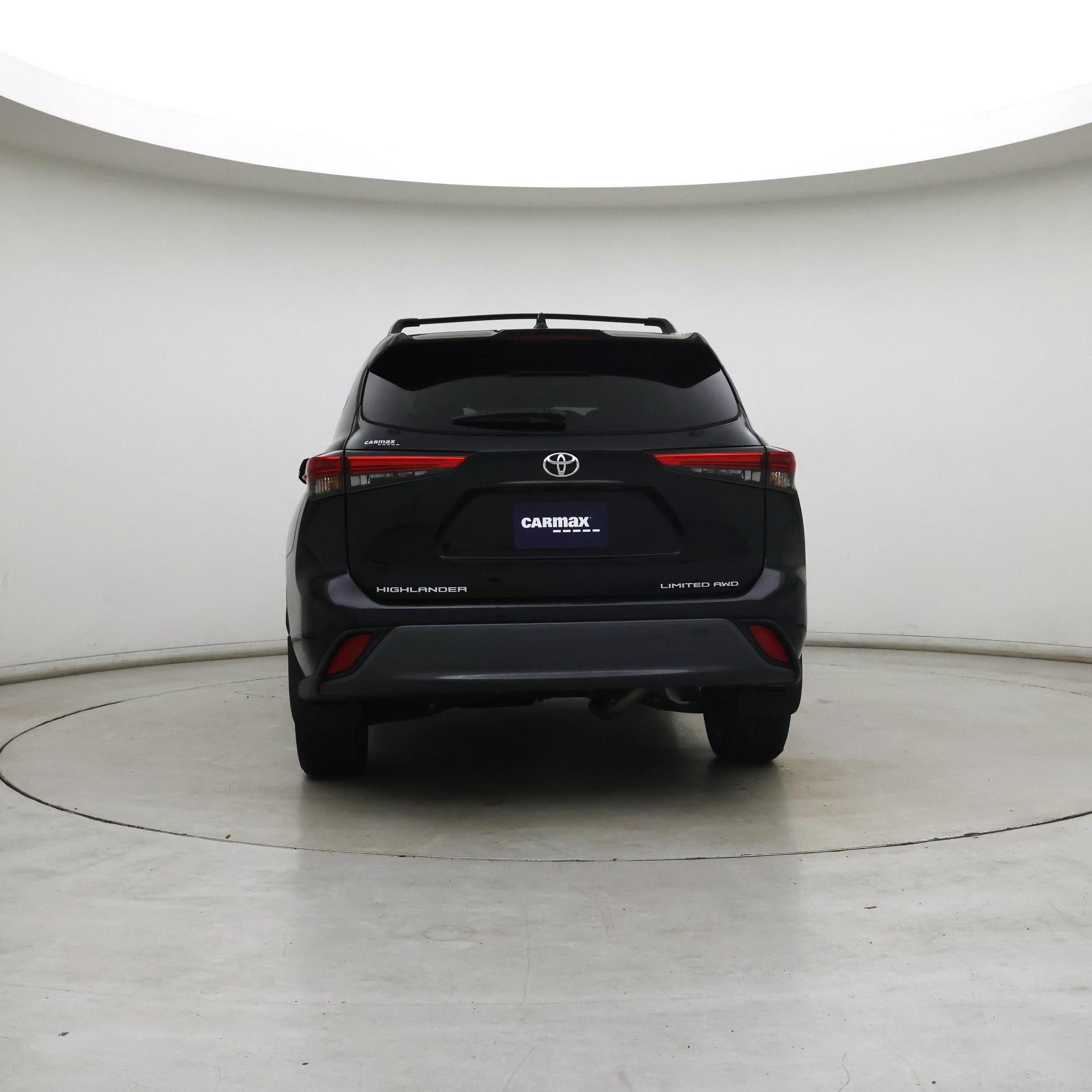 Thumbnail: 2023 Toyota Highlander - 6