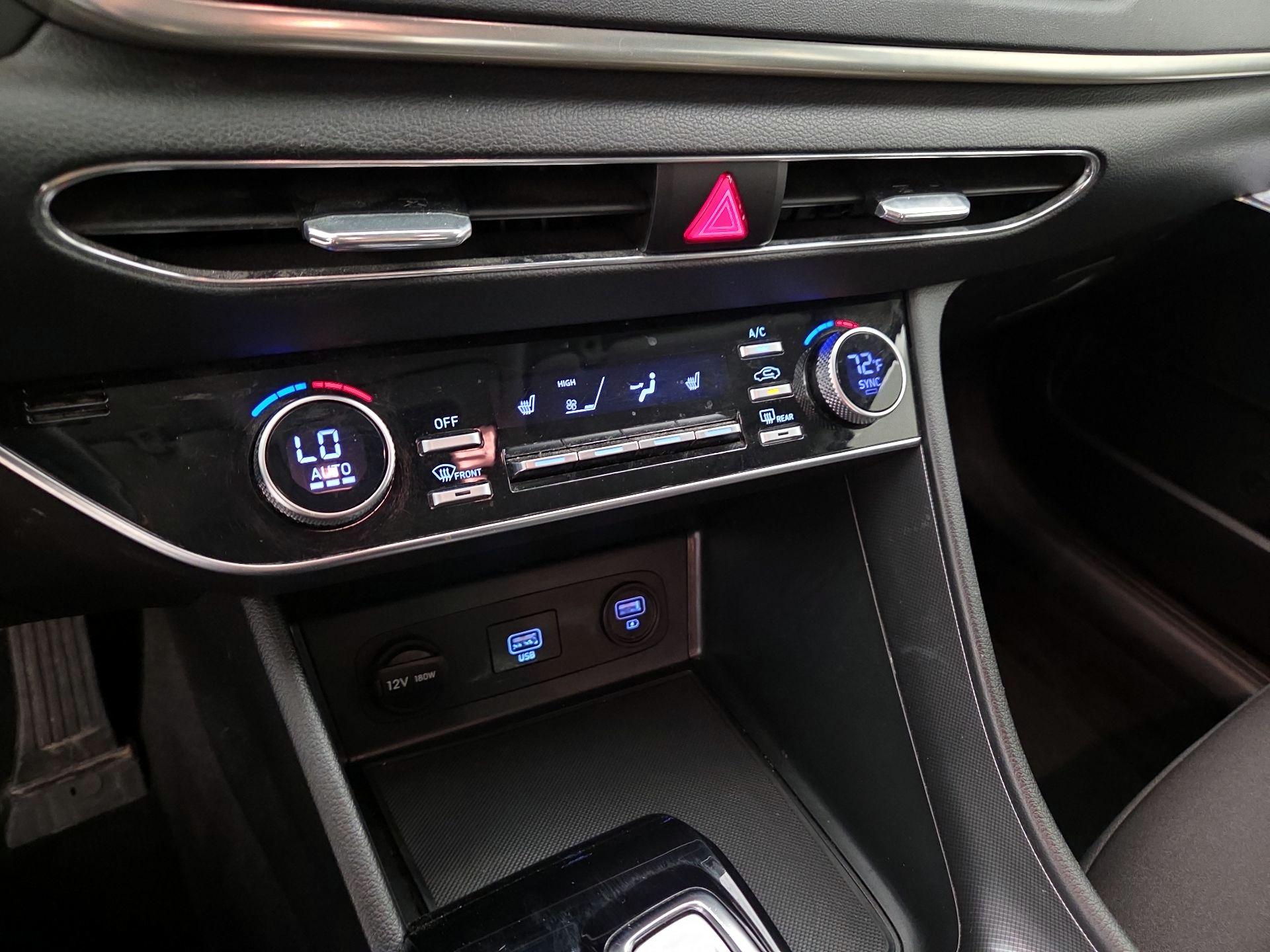 Thumbnail: 2022 Hyundai Sonata - 16