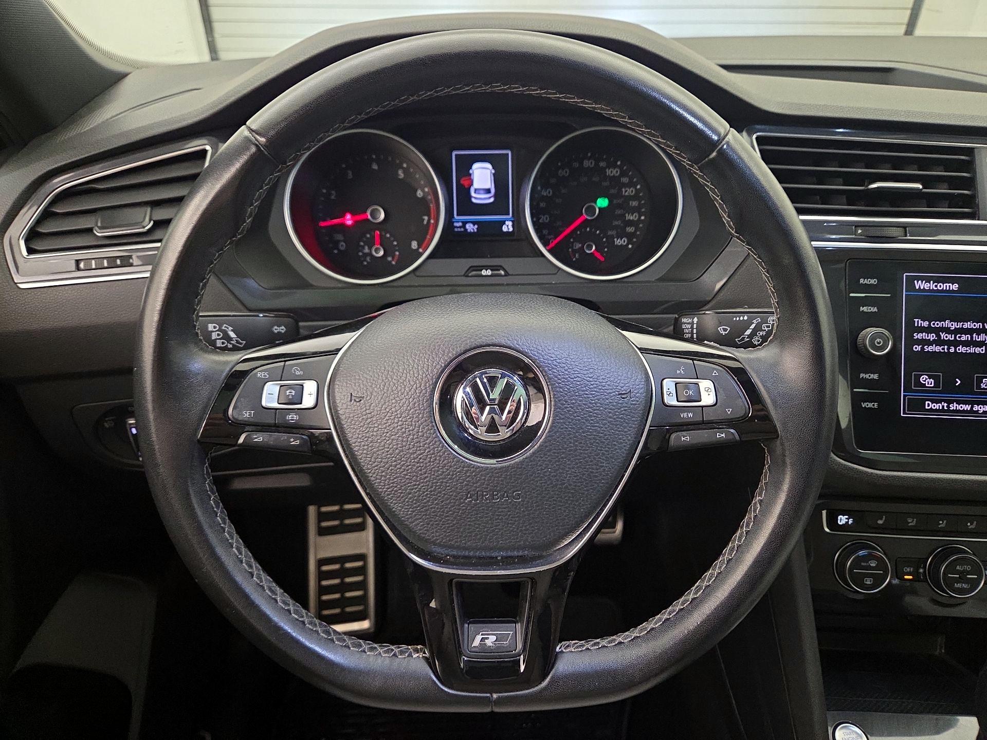 Thumbnail: 2021 Volkswagen Tiguan - 10