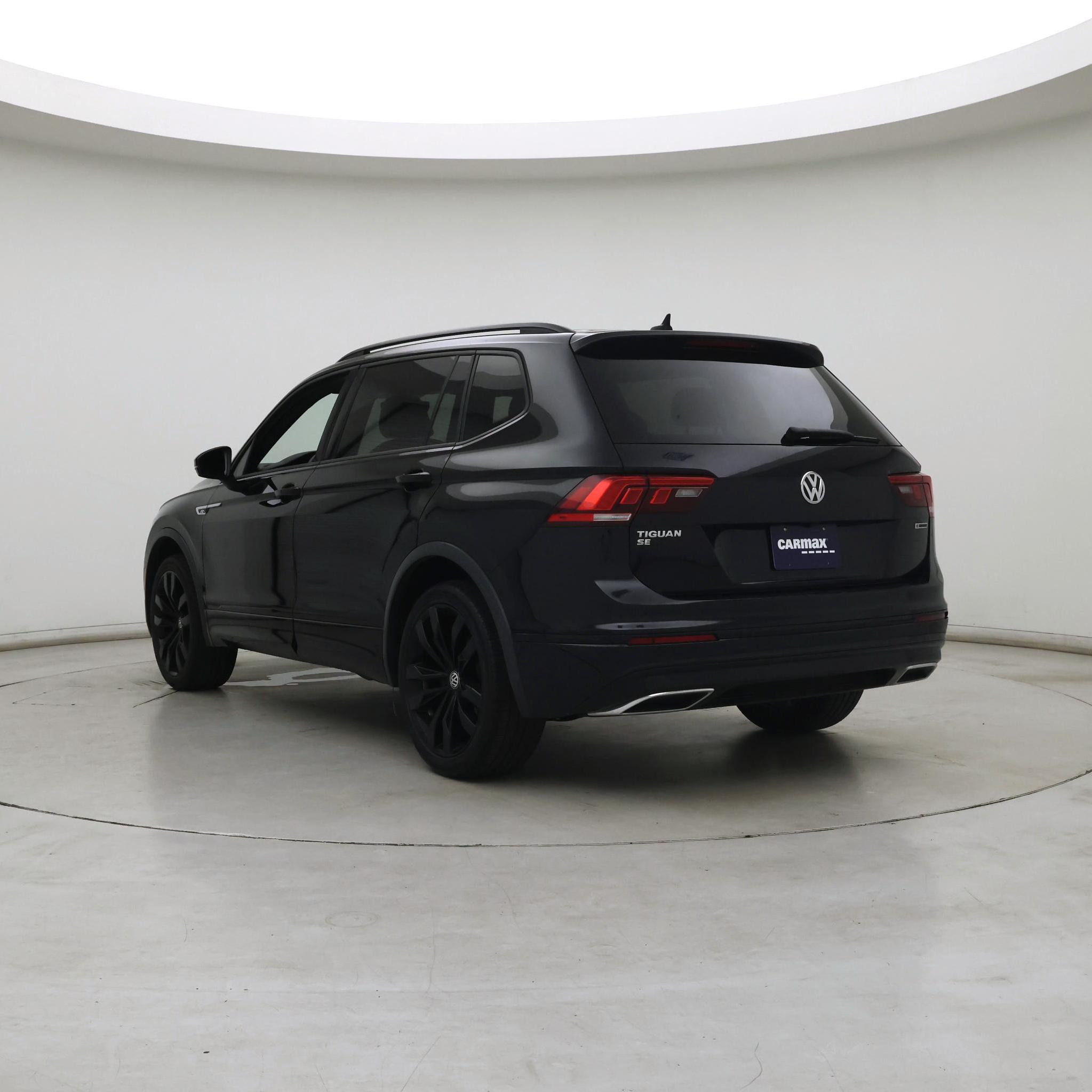 Thumbnail: 2021 Volkswagen Tiguan - 2