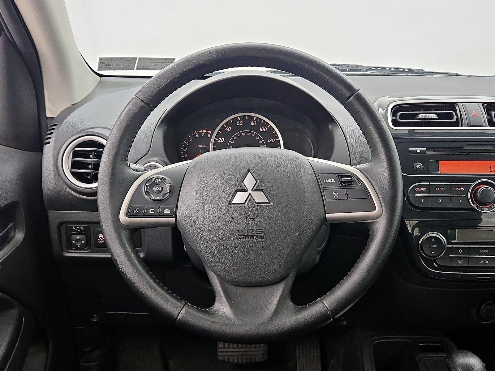 2015 Mitsubishi Mirage ES - Photo 11