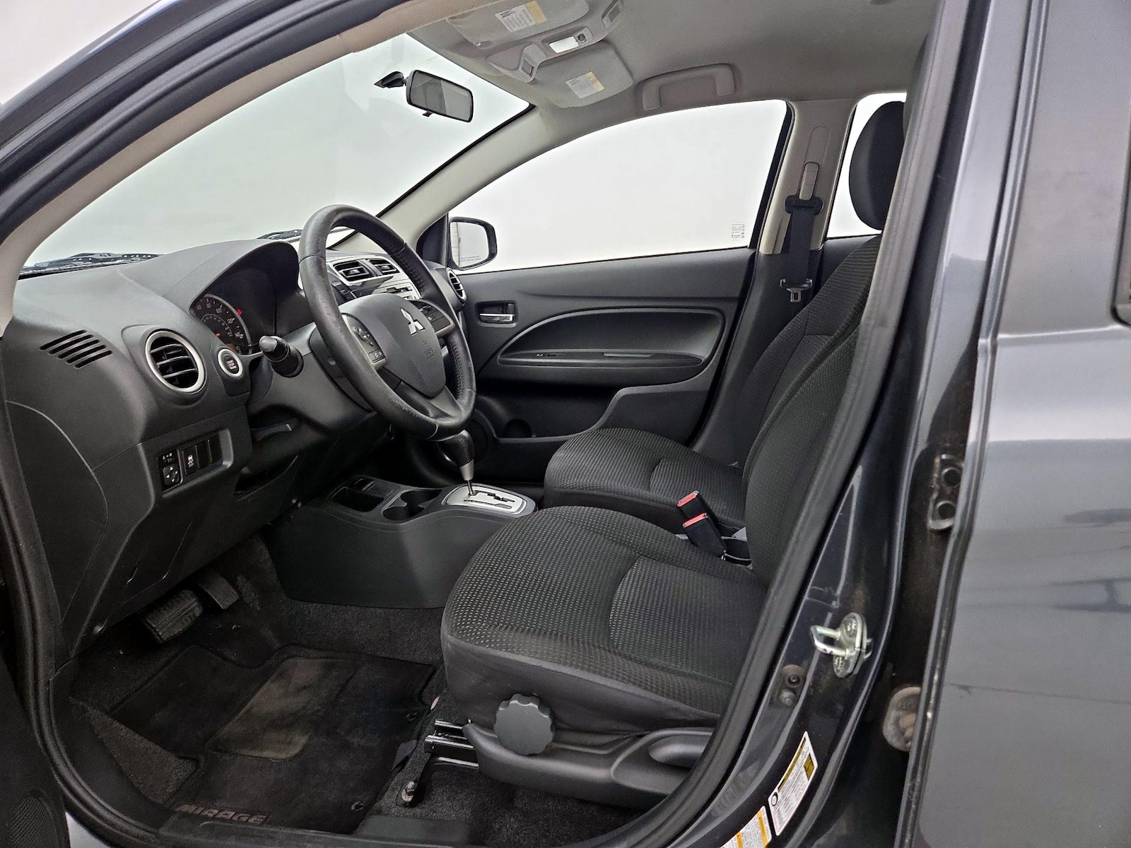 2015 Mitsubishi Mirage ES - Photo 12