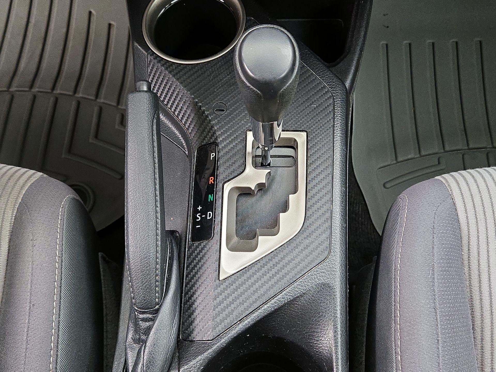 Thumbnail: 2014 Toyota RAV4 - 16