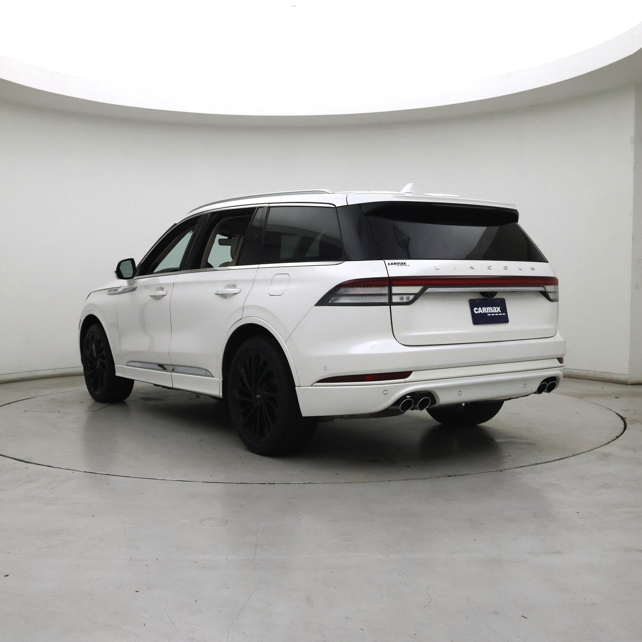 Thumbnail: 2021 Lincoln Aviator - 2