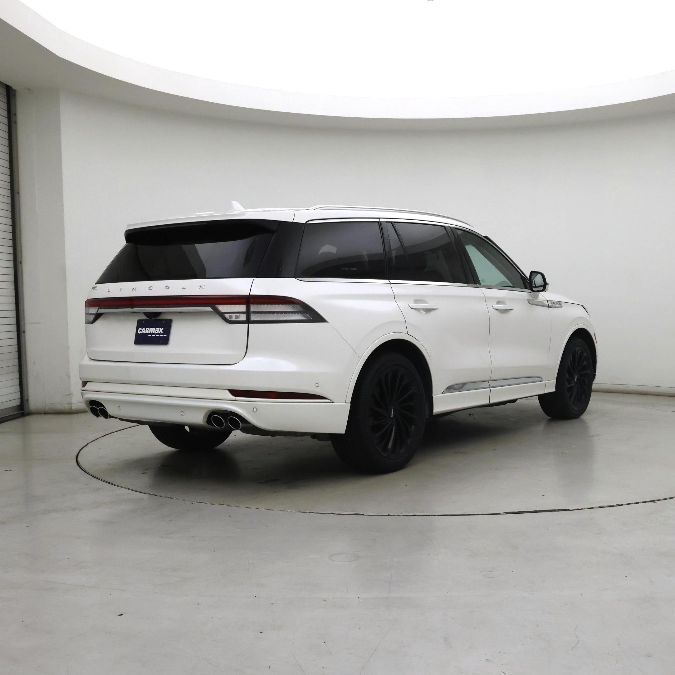 Thumbnail: 2021 Lincoln Aviator - 8