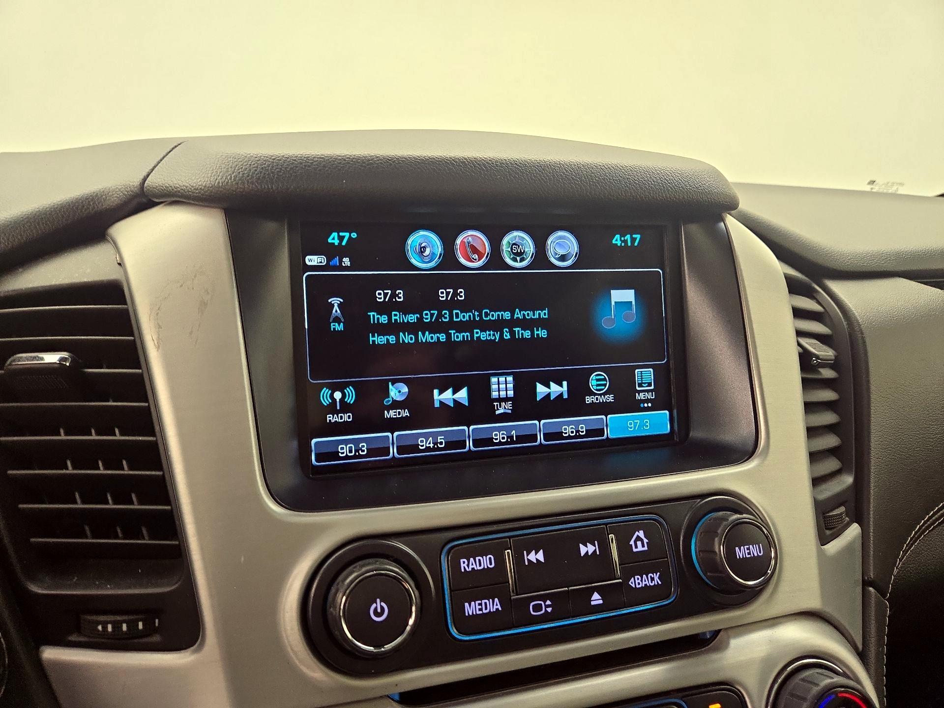 Thumbnail: 2019 GMC Yukon XL - 16