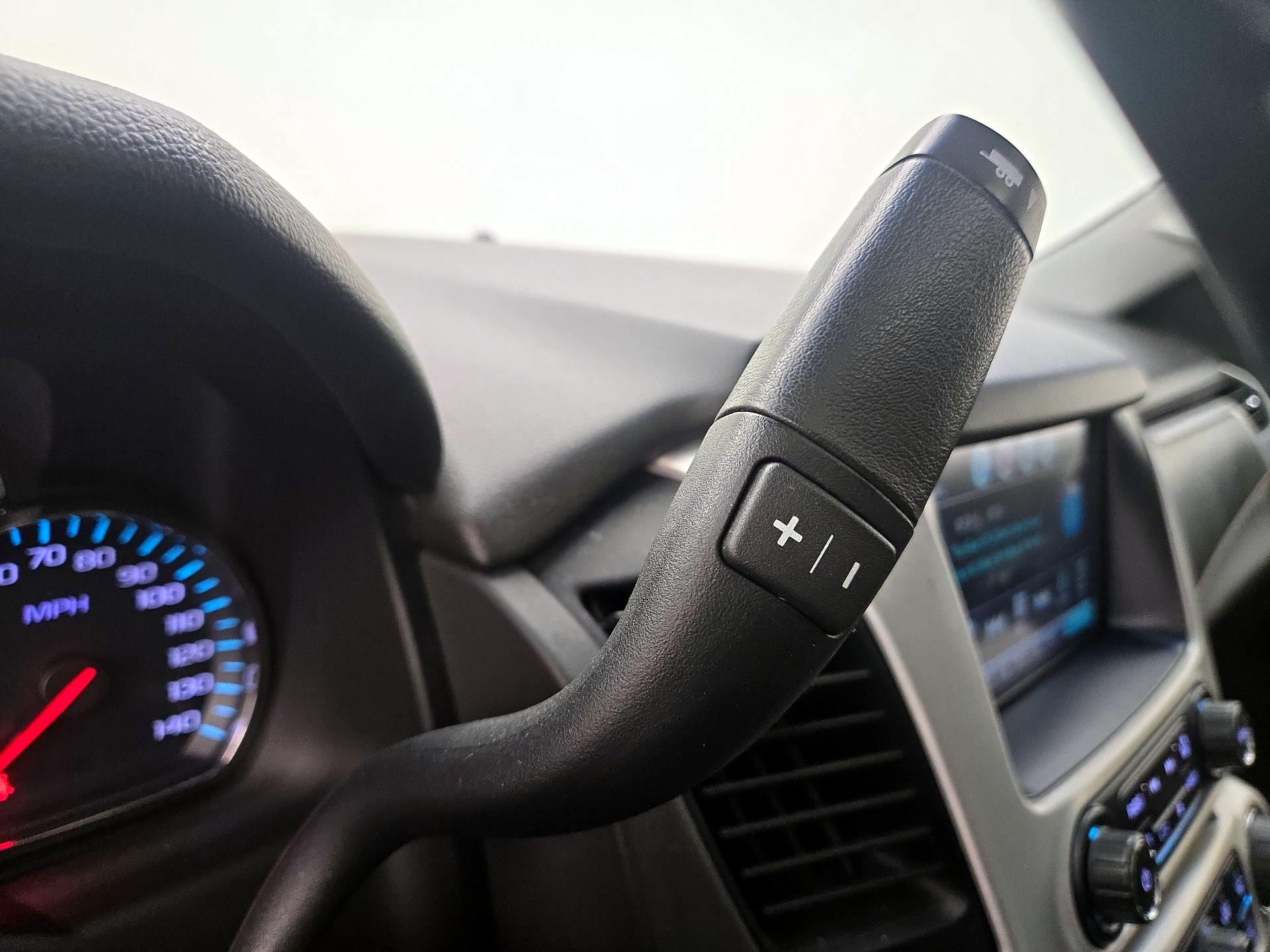 Thumbnail: 2019 GMC Yukon XL - 18