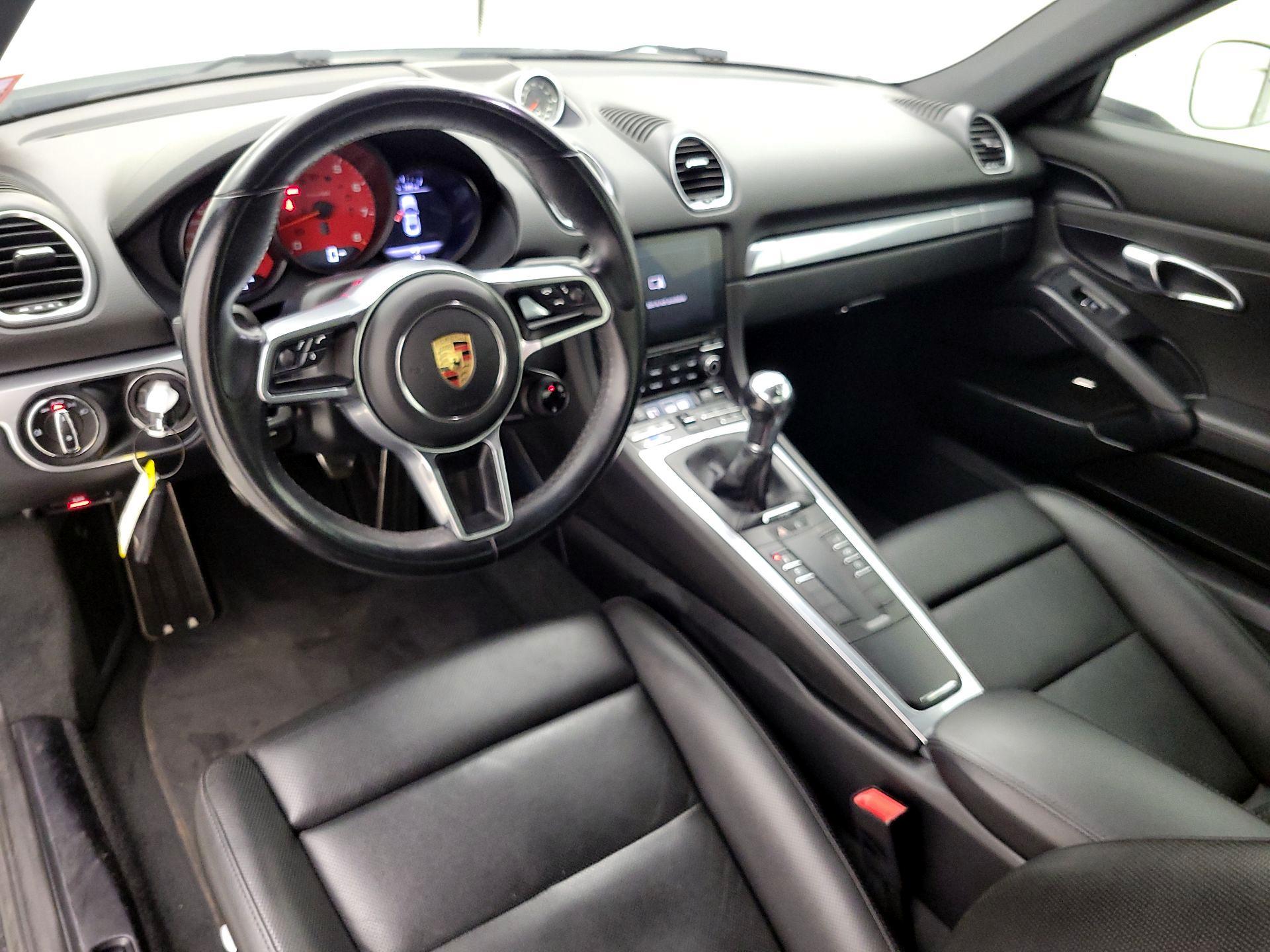 Thumbnail: 2019 Porsche 718 Cayman - 9