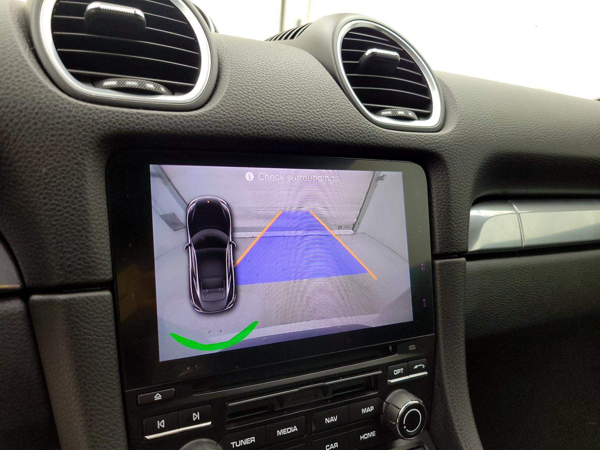 Thumbnail: 2019 Porsche 718 Cayman - 15