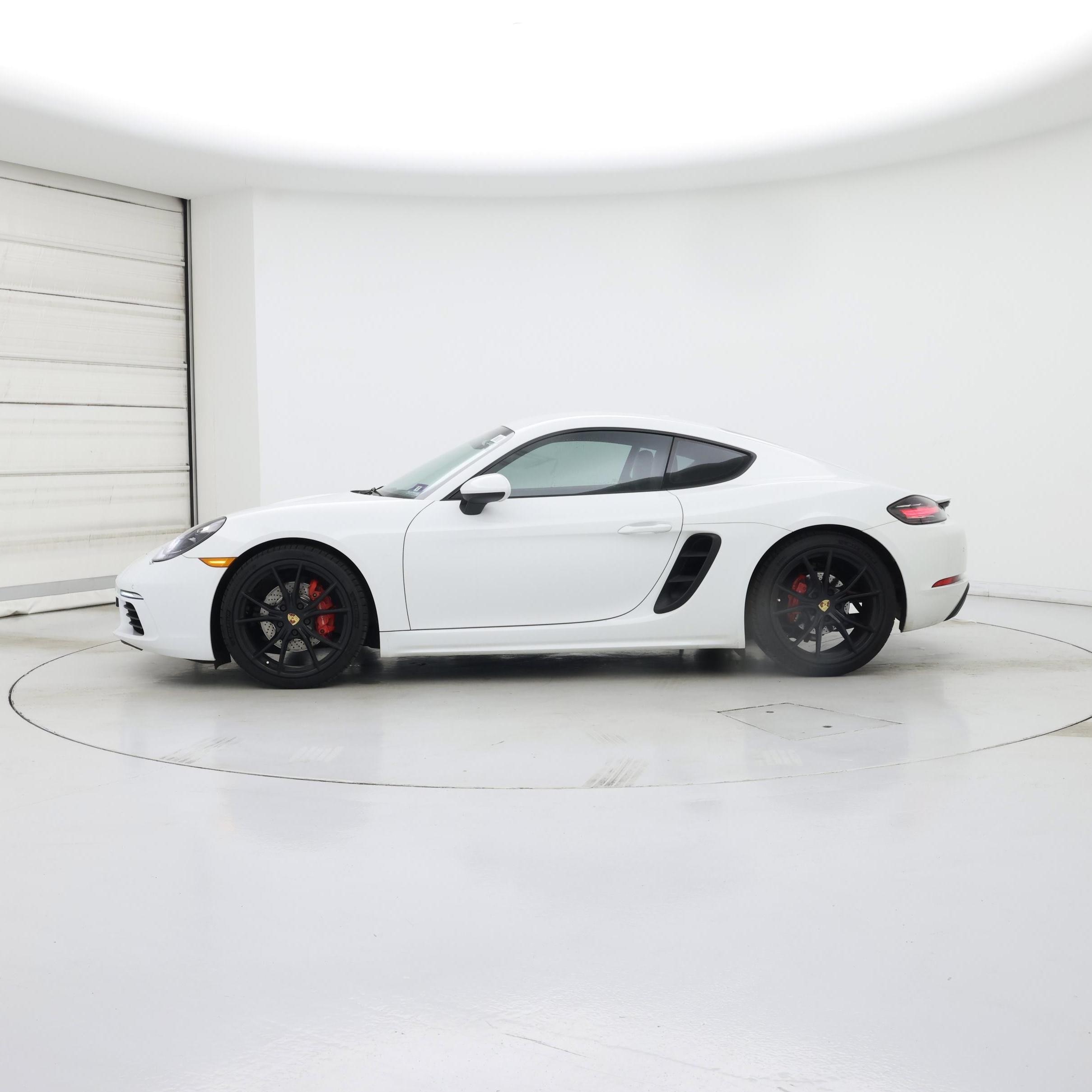 Thumbnail: 2019 Porsche 718 Cayman - 3