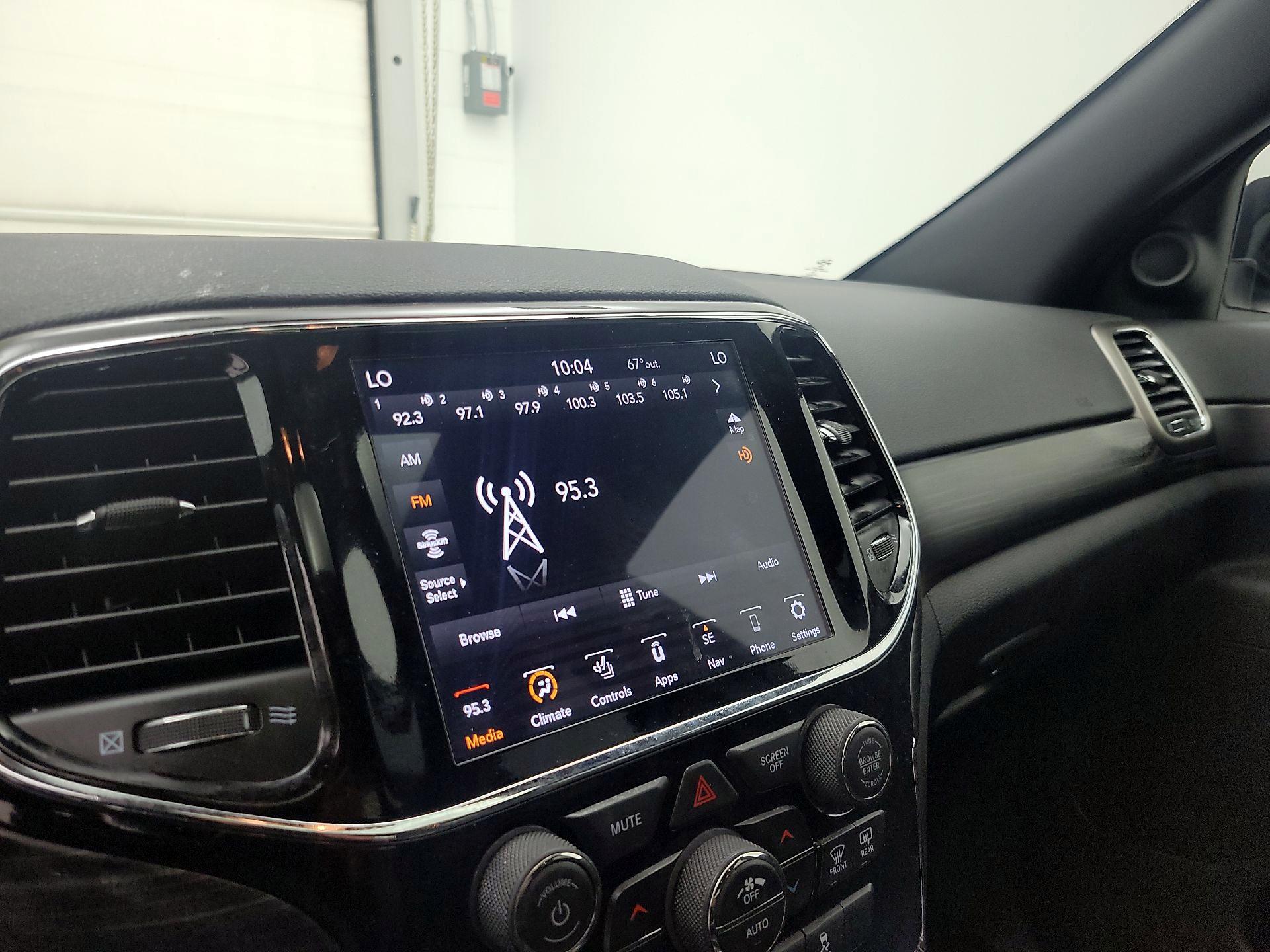 Thumbnail: 2020 Jeep Grand Cherokee - 14