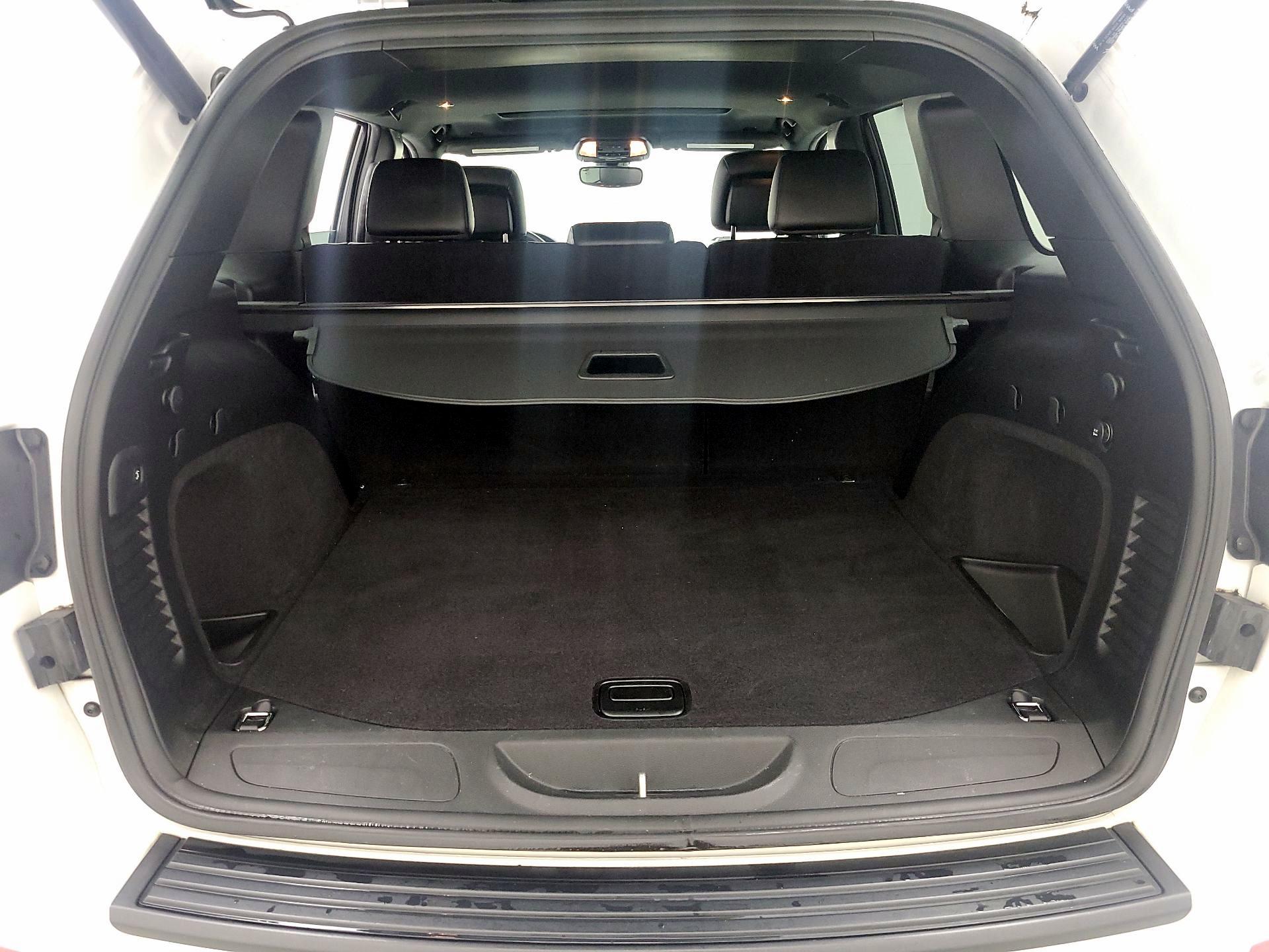 Thumbnail: 2020 Jeep Grand Cherokee - 19