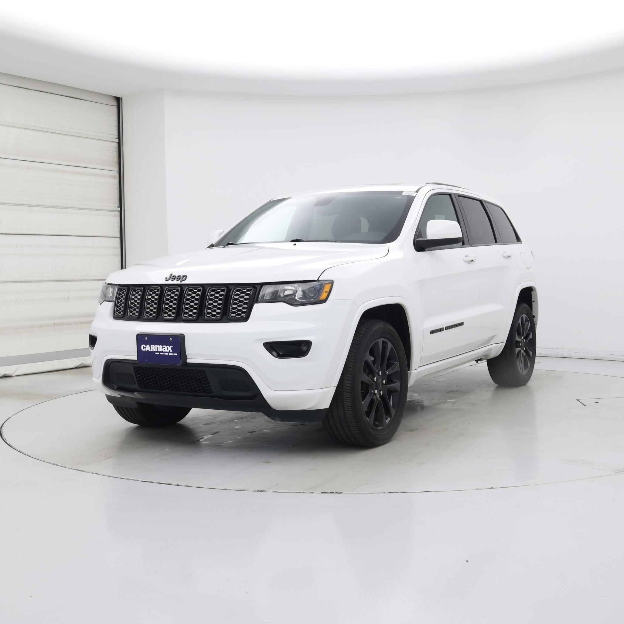 Thumbnail: 2020 Jeep Grand Cherokee - 4
