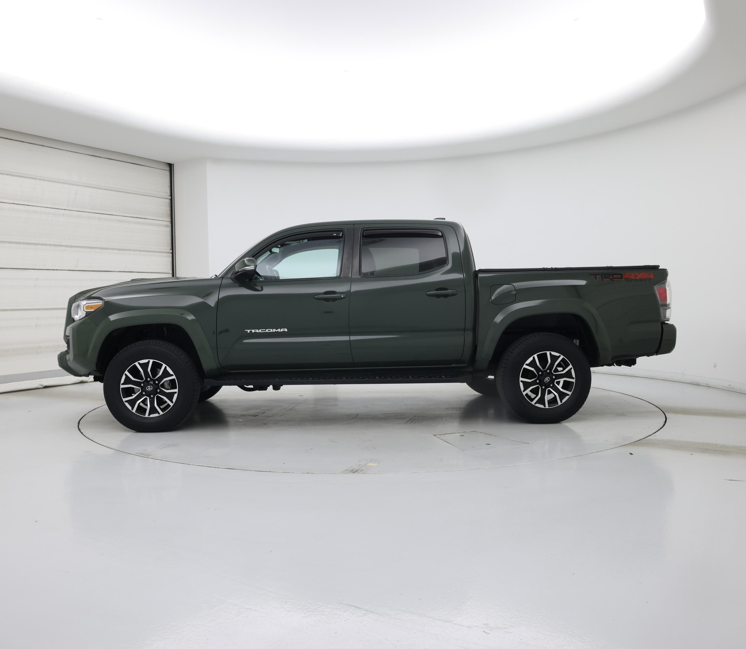 Thumbnail: 2022 Toyota Tacoma - 3