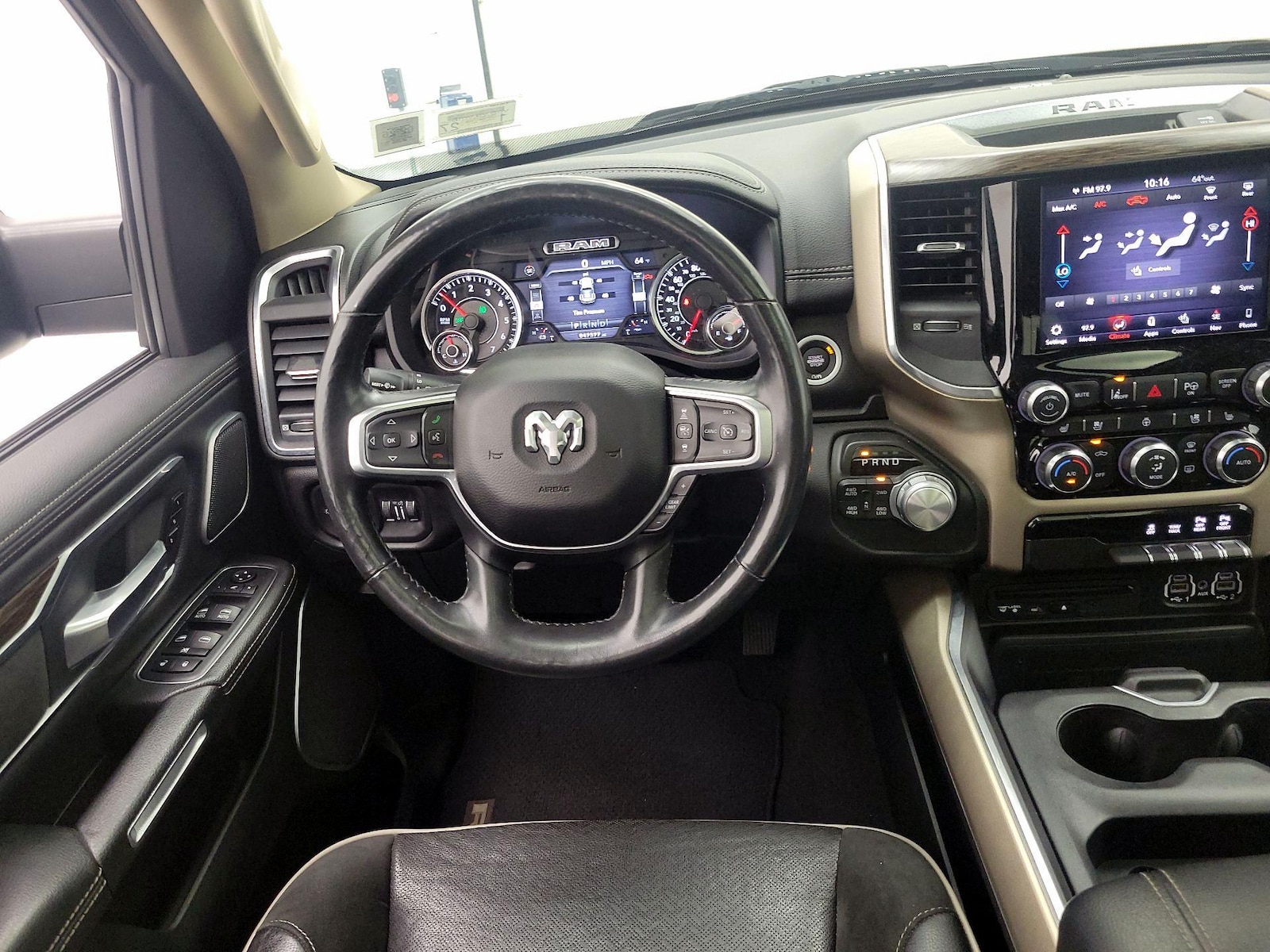 2019 RAM Ram 1500 Pickup Laramie - Photo 11