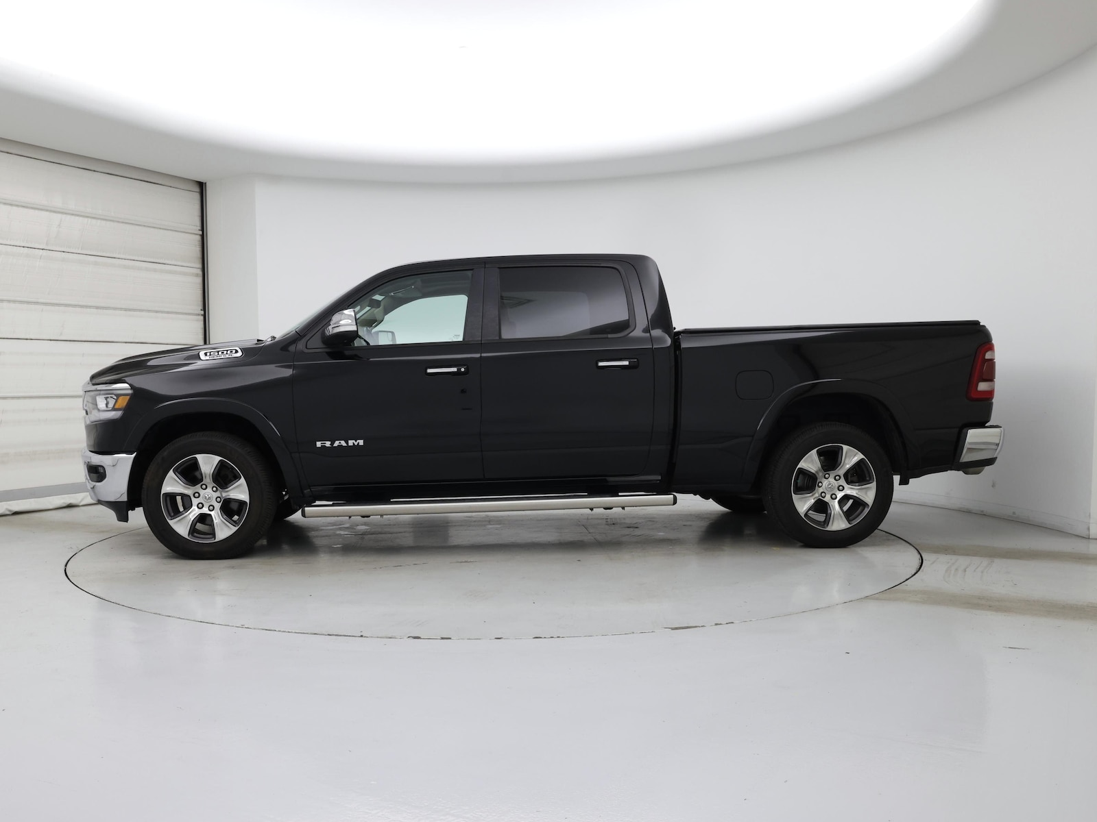 2019 RAM Ram 1500 Pickup Laramie - Photo 4