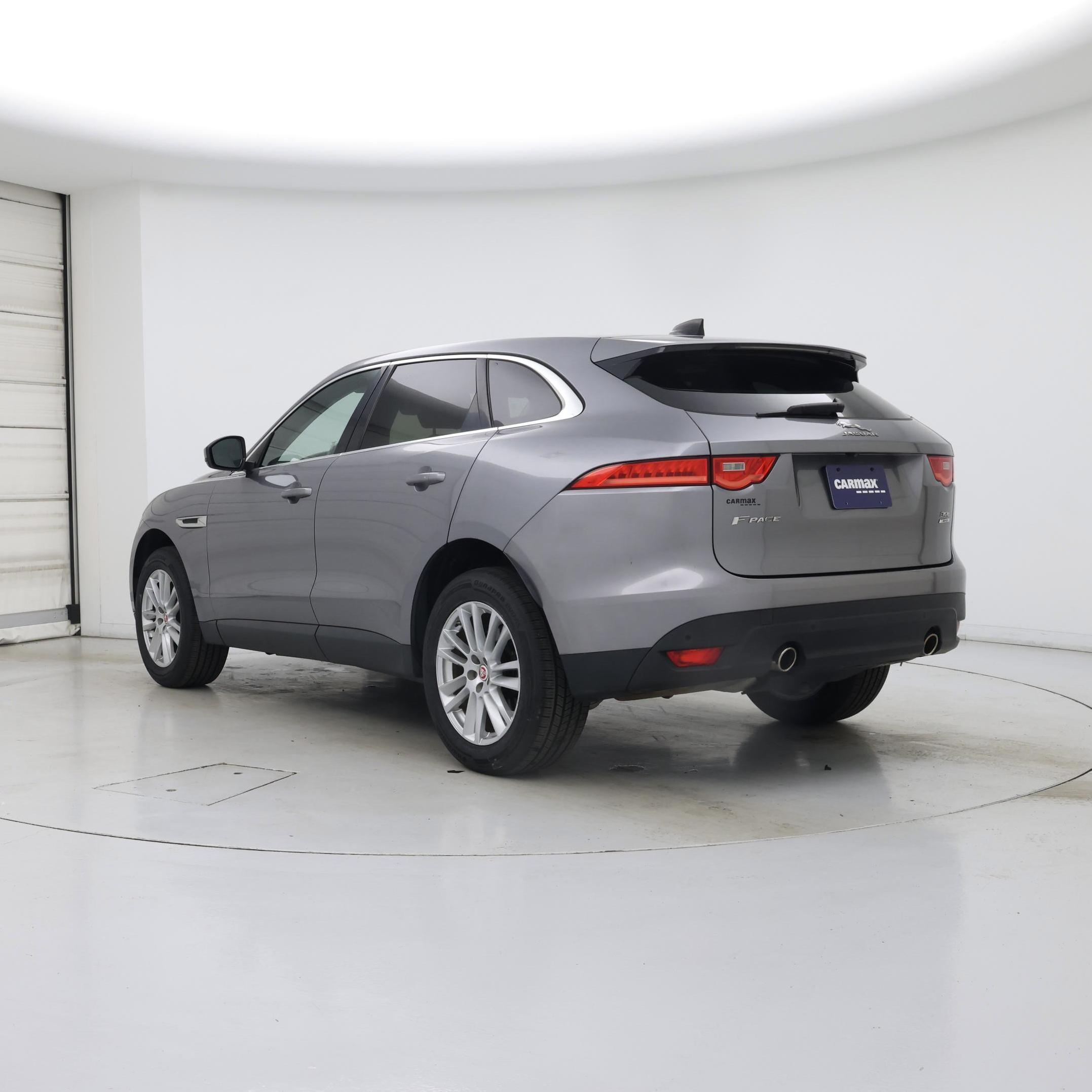 Thumbnail: 2020 Jaguar F-Pace - 2