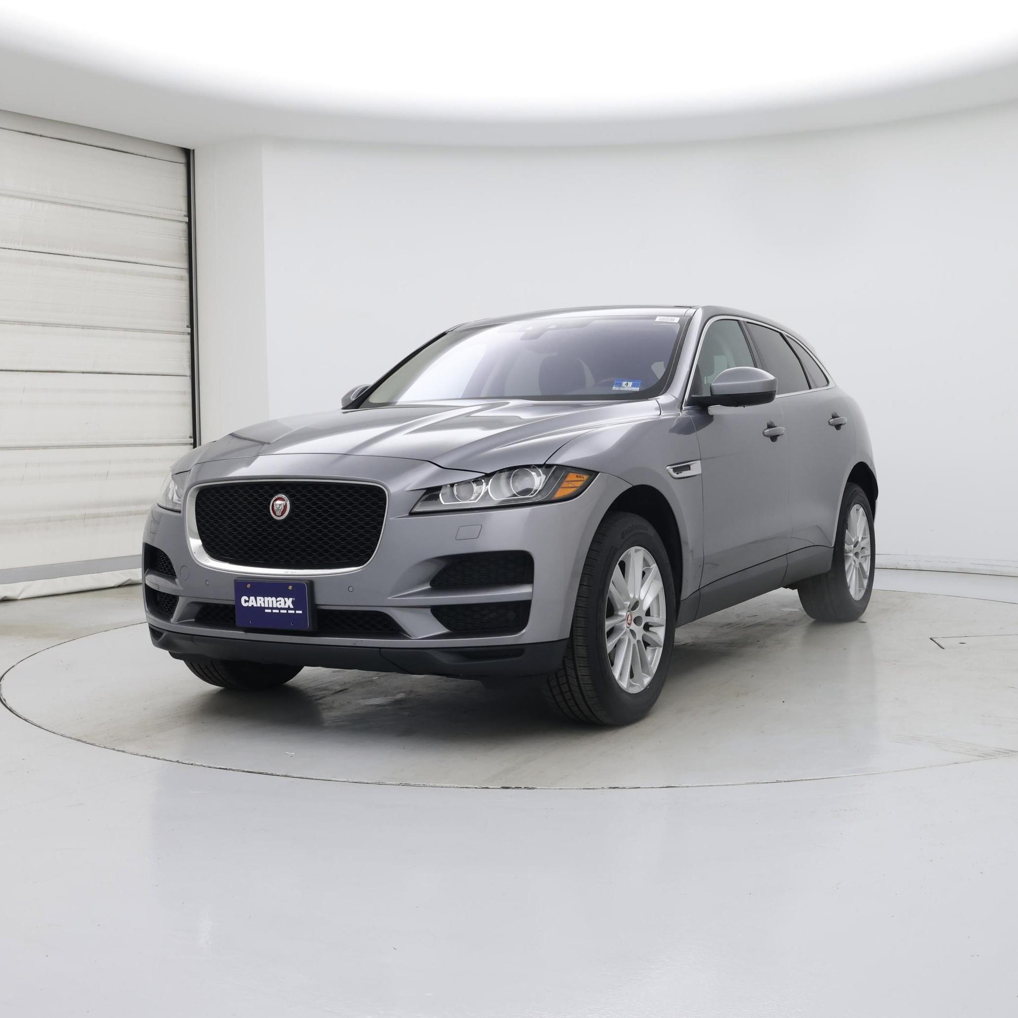 Thumbnail: 2020 Jaguar F-Pace - 4