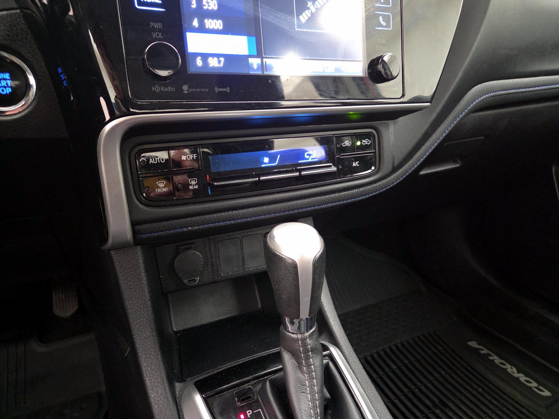 Thumbnail: 2019 Toyota Corolla - 16