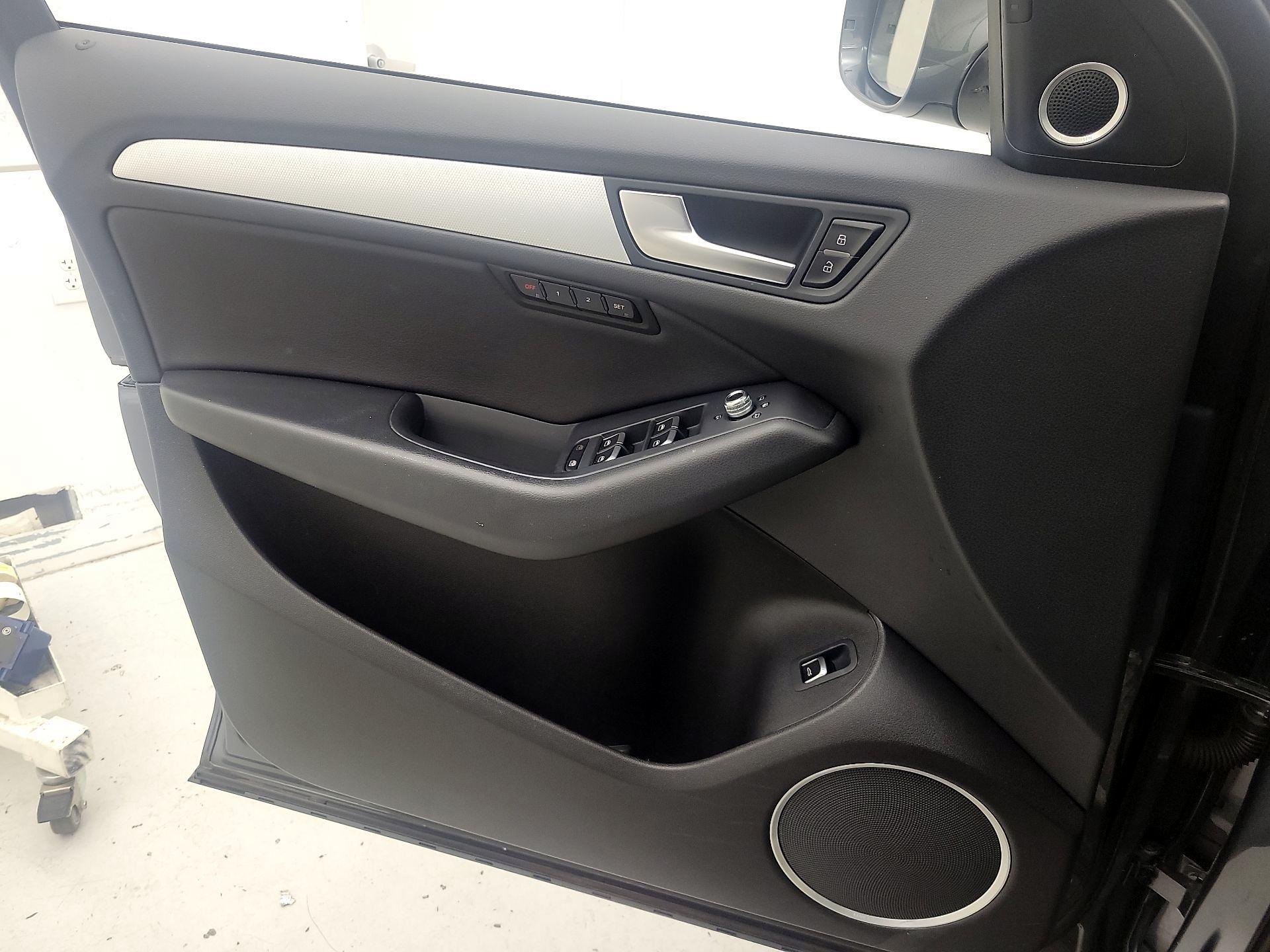 Thumbnail: 2017 Audi Q5 - 12