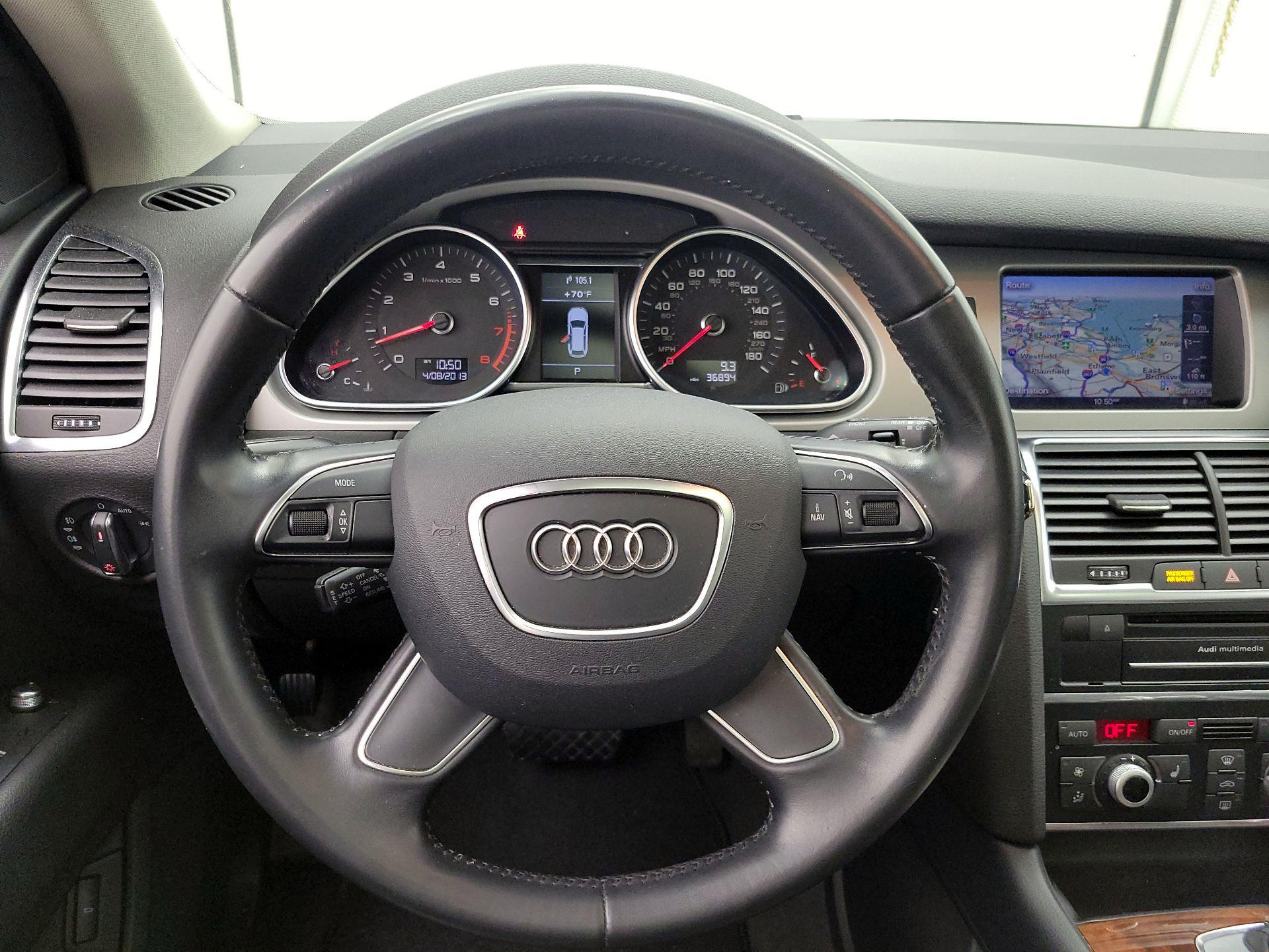 Thumbnail: 2015 Audi Q7 - 10