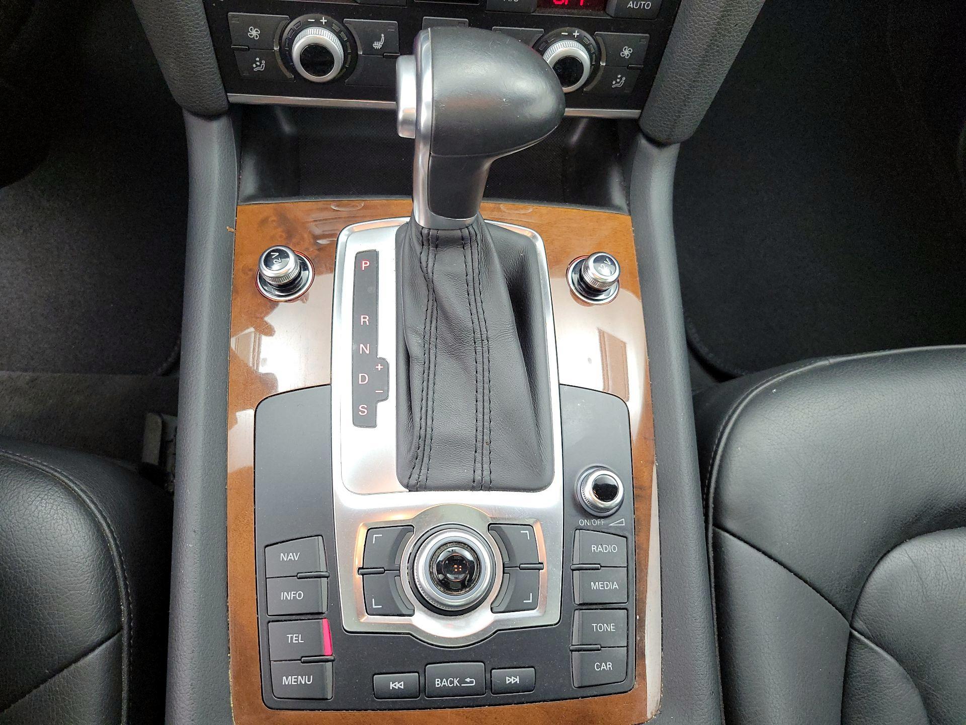 Thumbnail: 2015 Audi Q7 - 18