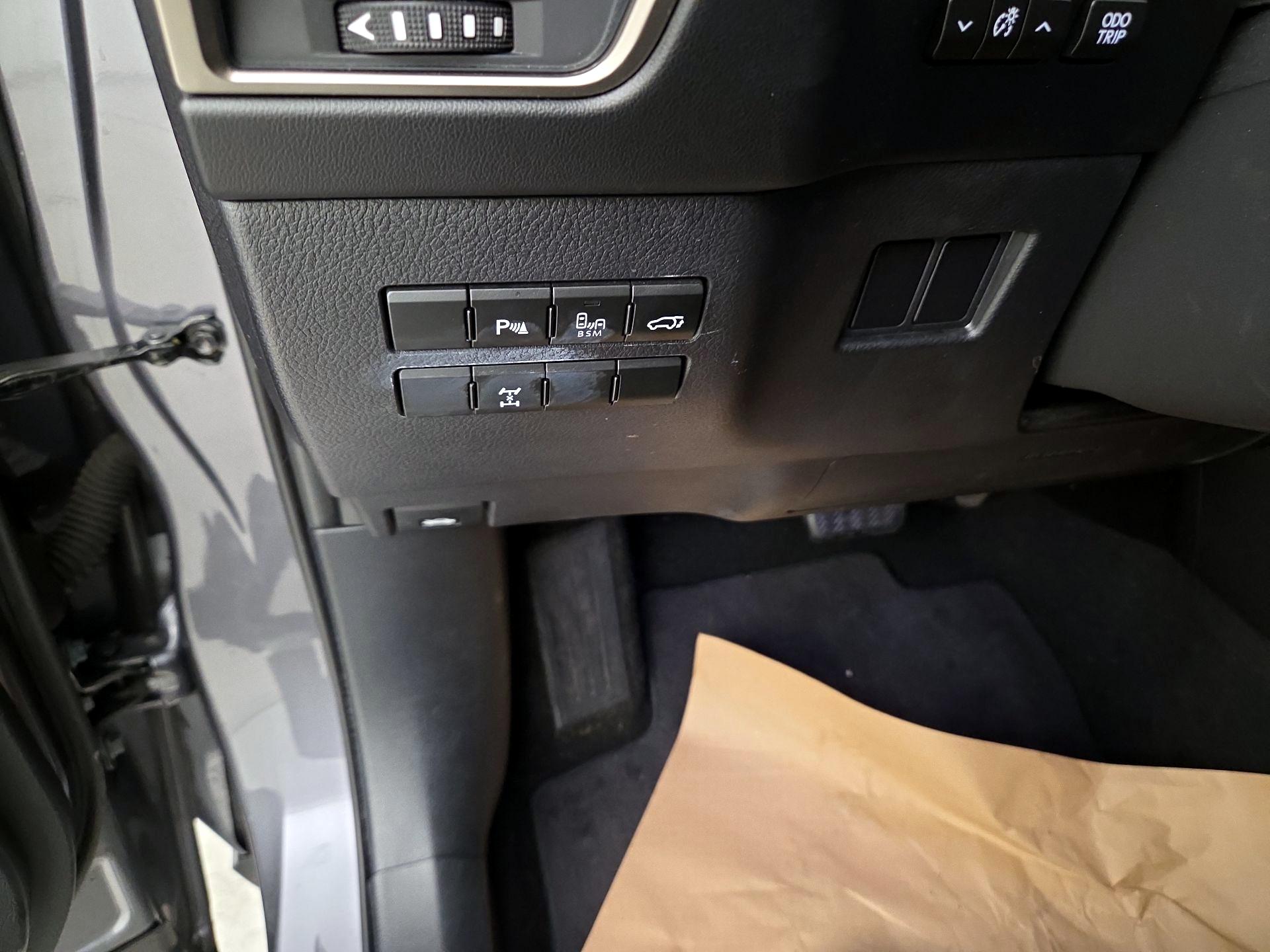 Thumbnail: 2016 Lexus NX - 13