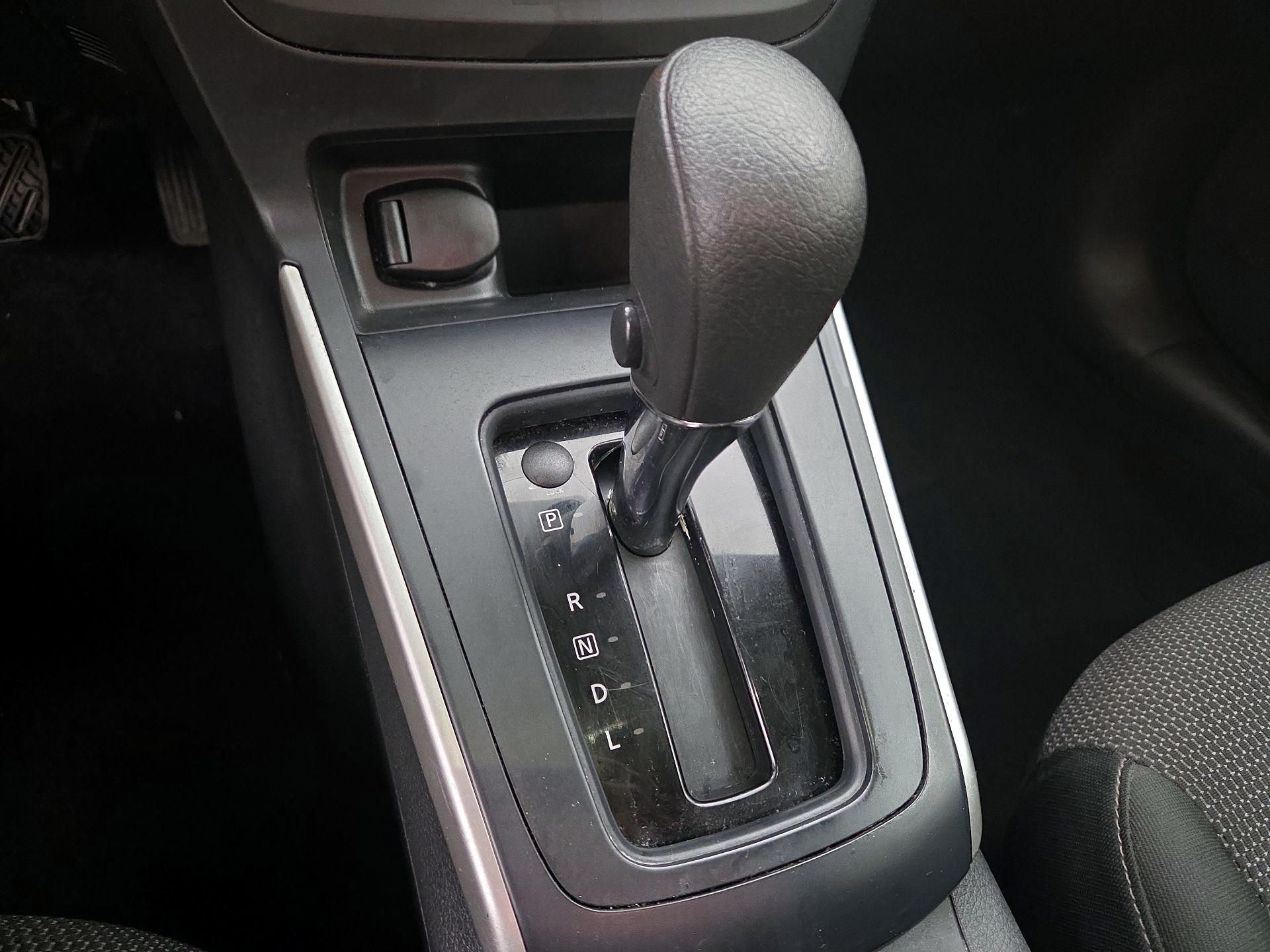 Thumbnail: 2018 Nissan Sentra - 16