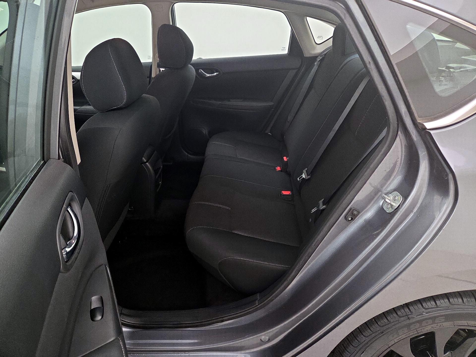 Thumbnail: 2018 Nissan Sentra - 18