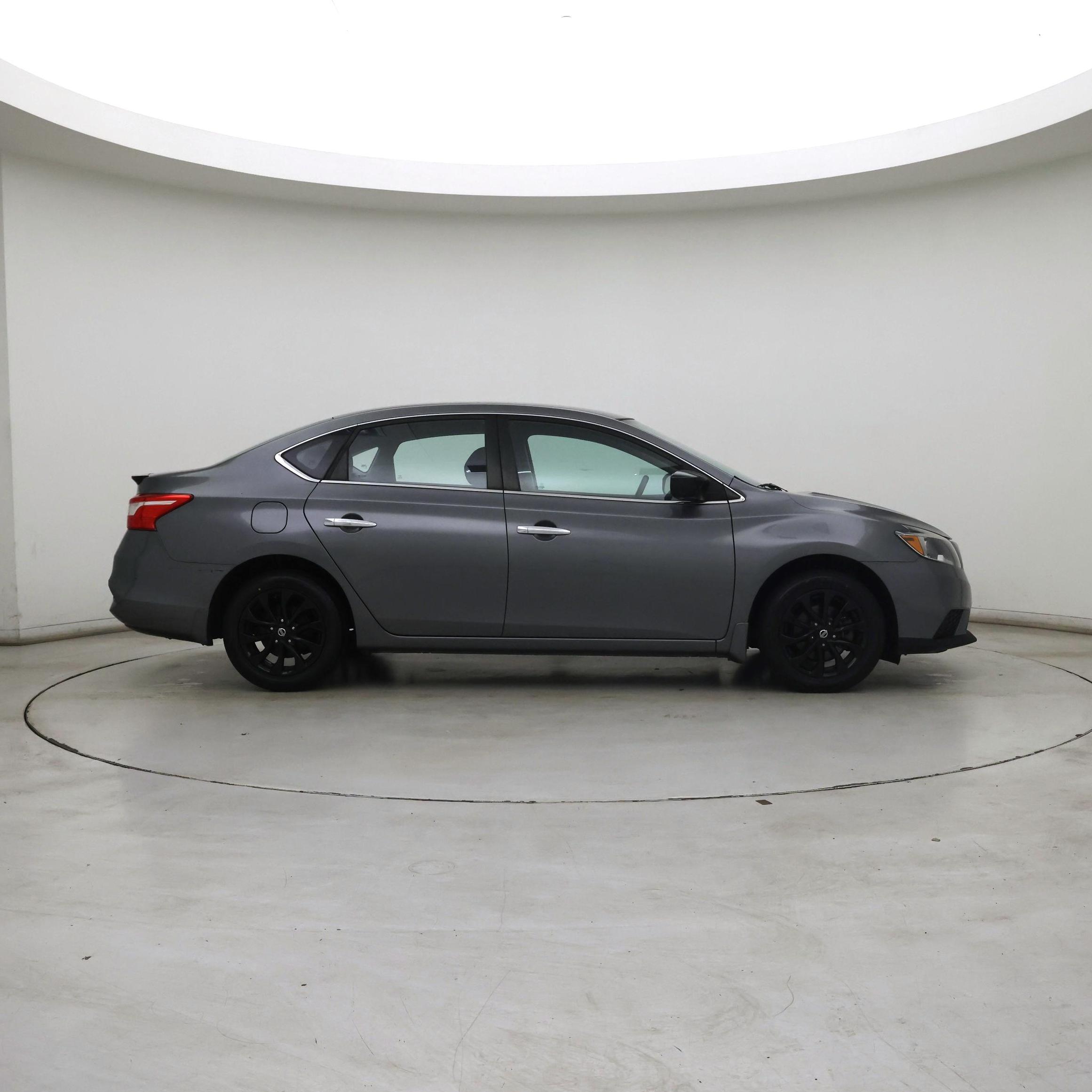 Thumbnail: 2018 Nissan Sentra - 7