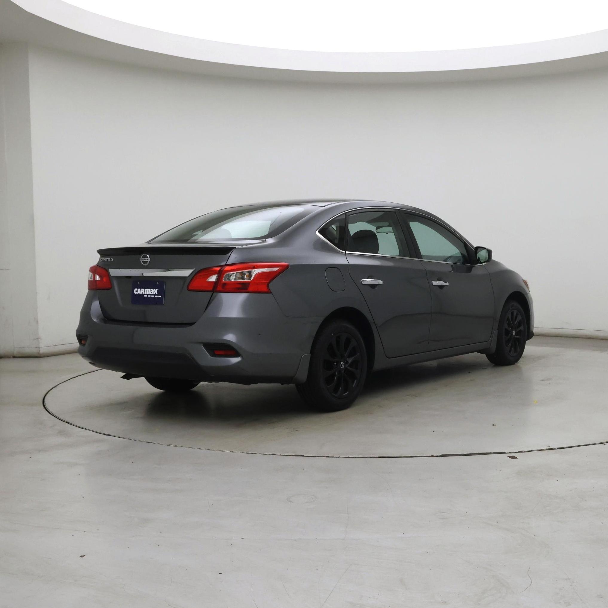 Thumbnail: 2018 Nissan Sentra - 8