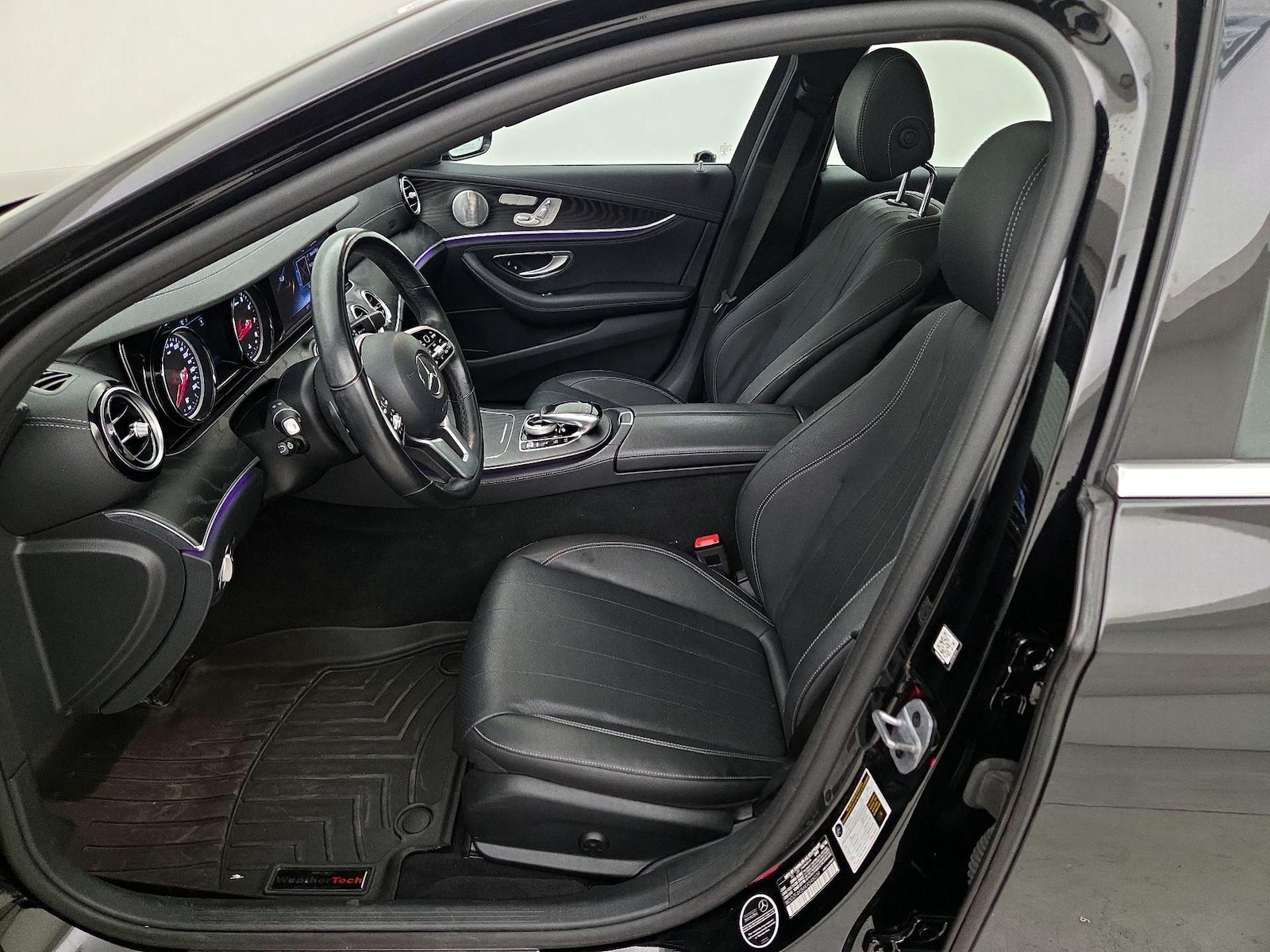 2019 Mercedes-Benz E-Class E300 - Photo 12
