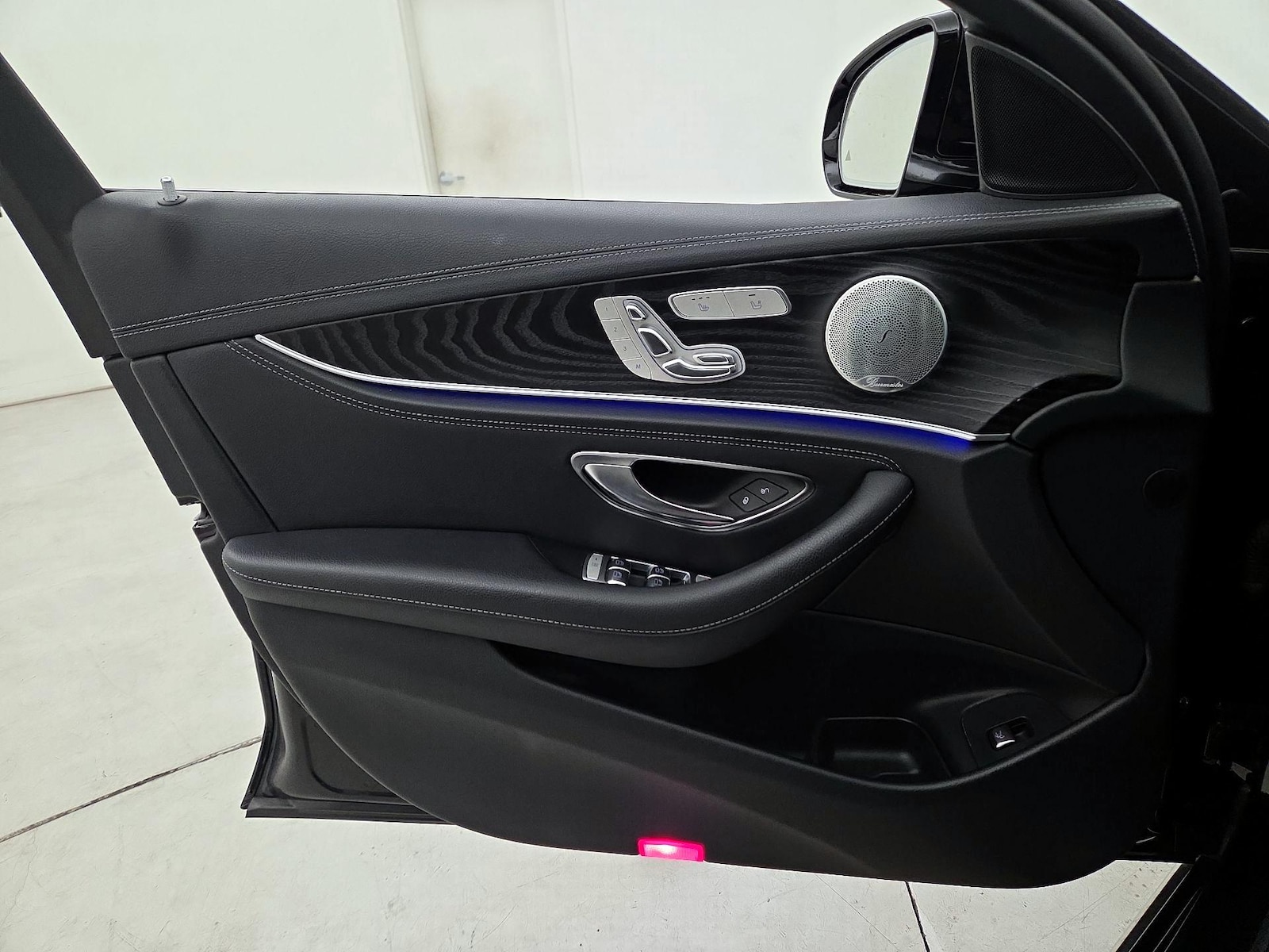 2019 Mercedes-Benz E-Class E300 - Photo 13