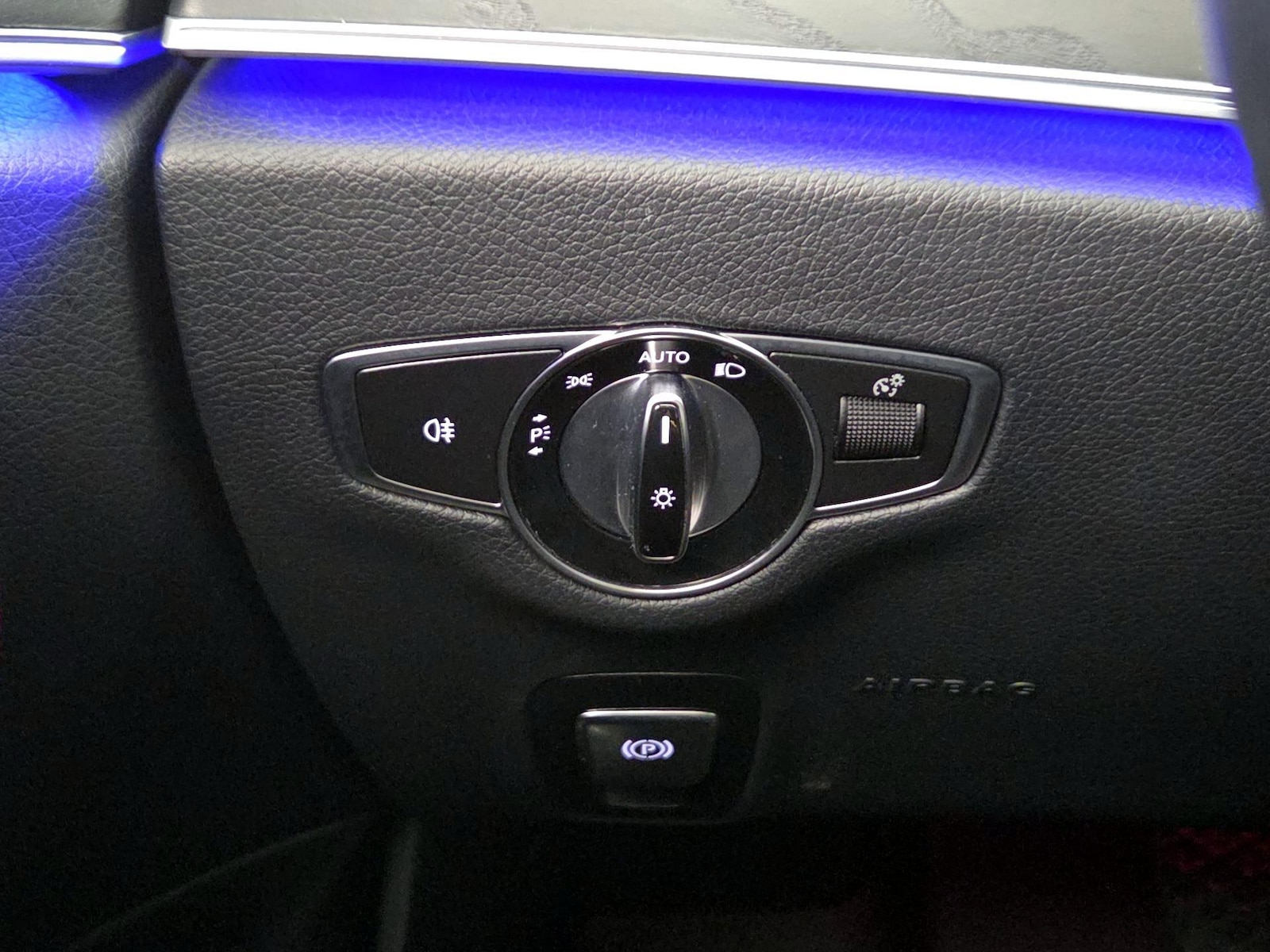 2019 Mercedes-Benz E-Class E300 - Photo 14