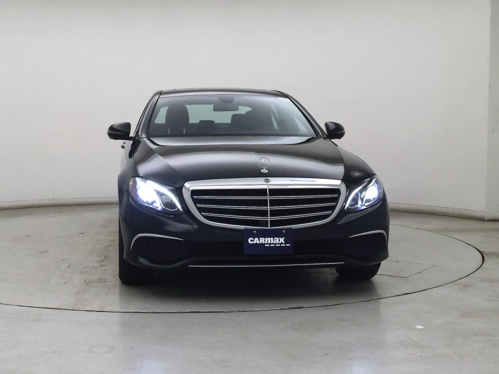 2019 Mercedes-Benz E-Class E300 - Photo 6