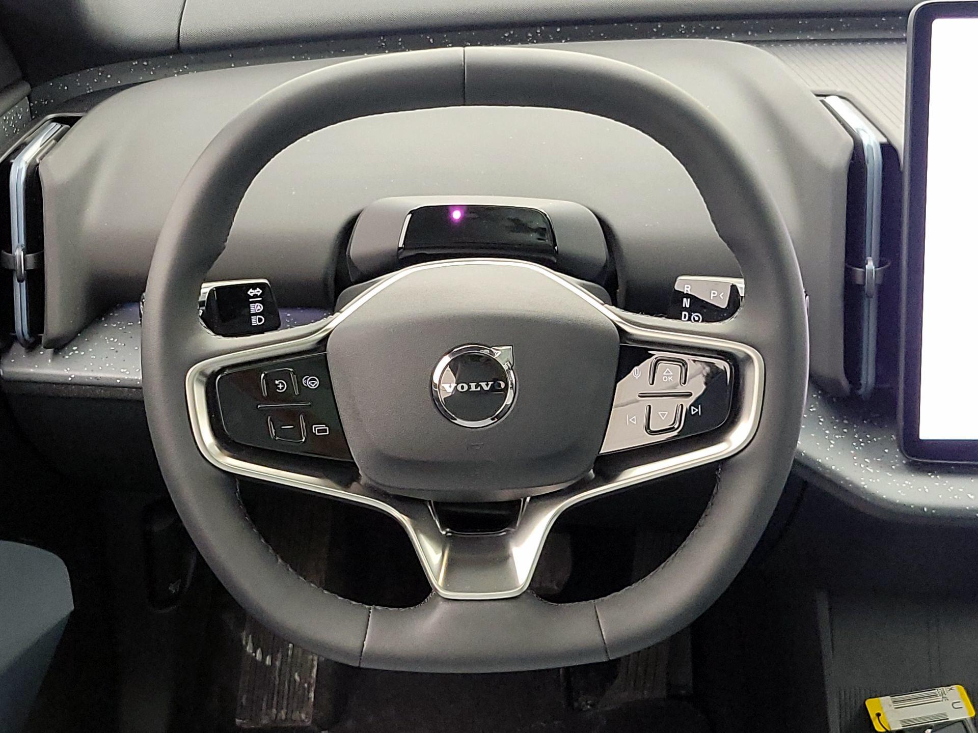 Thumbnail: 2025 Volvo EX30 - 10