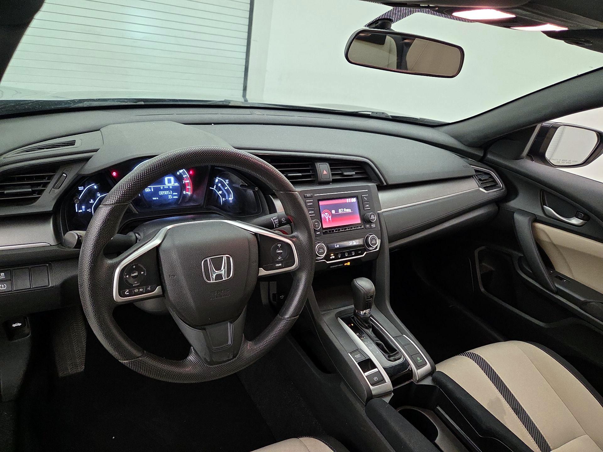 Thumbnail: 2016 Honda Civic - 9