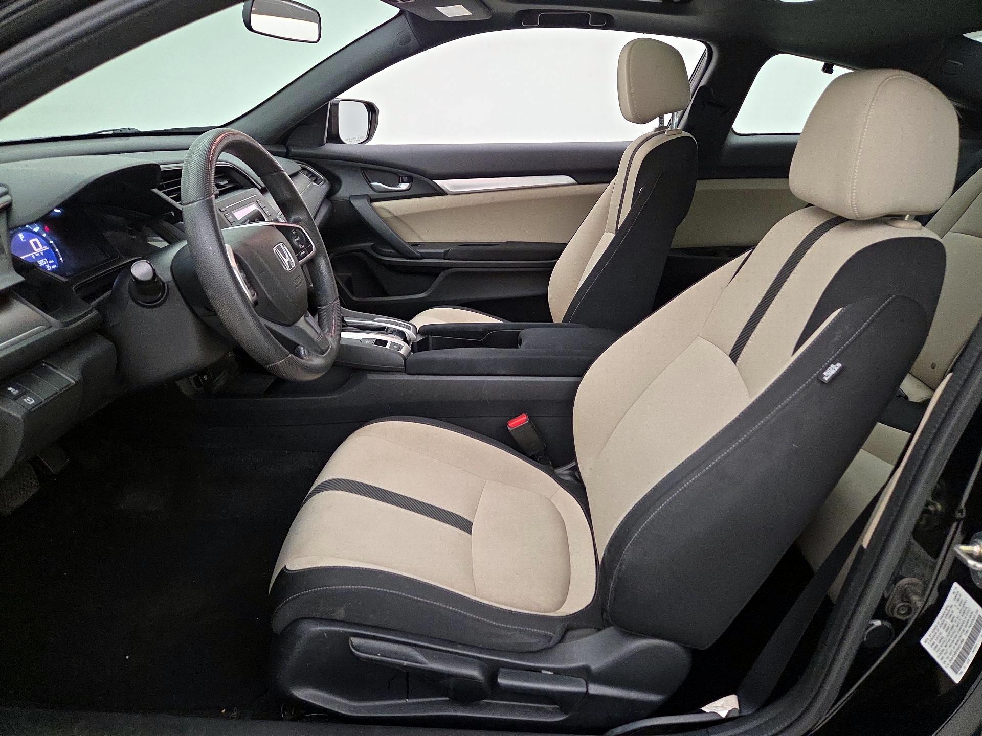 Thumbnail: 2016 Honda Civic - 11