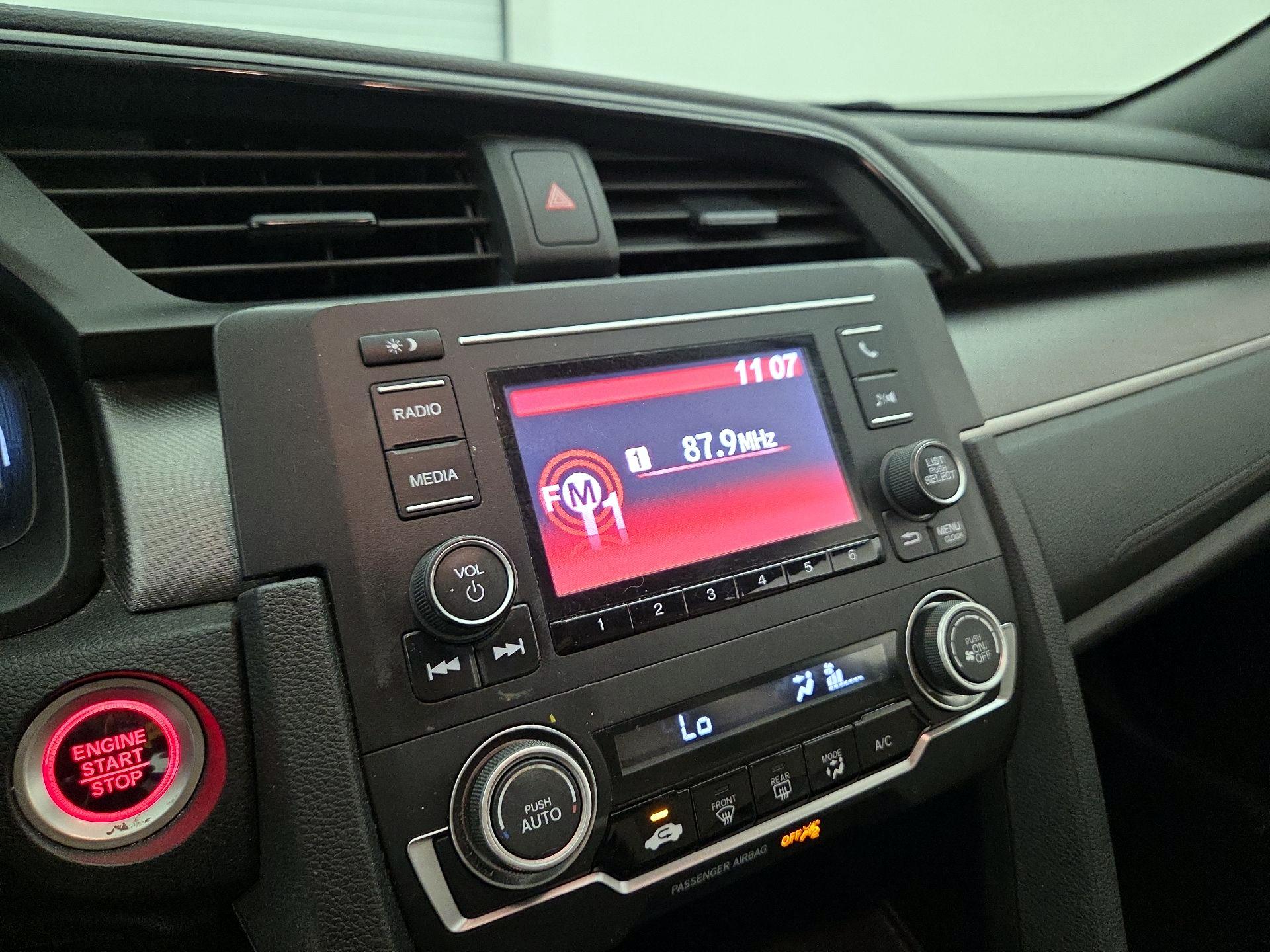 Thumbnail: 2016 Honda Civic - 14