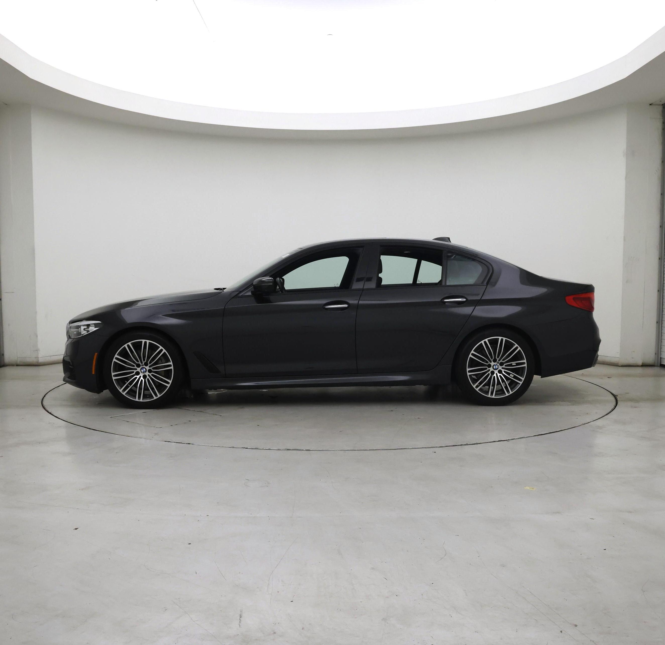Thumbnail: 2018 BMW 5 Series - 3
