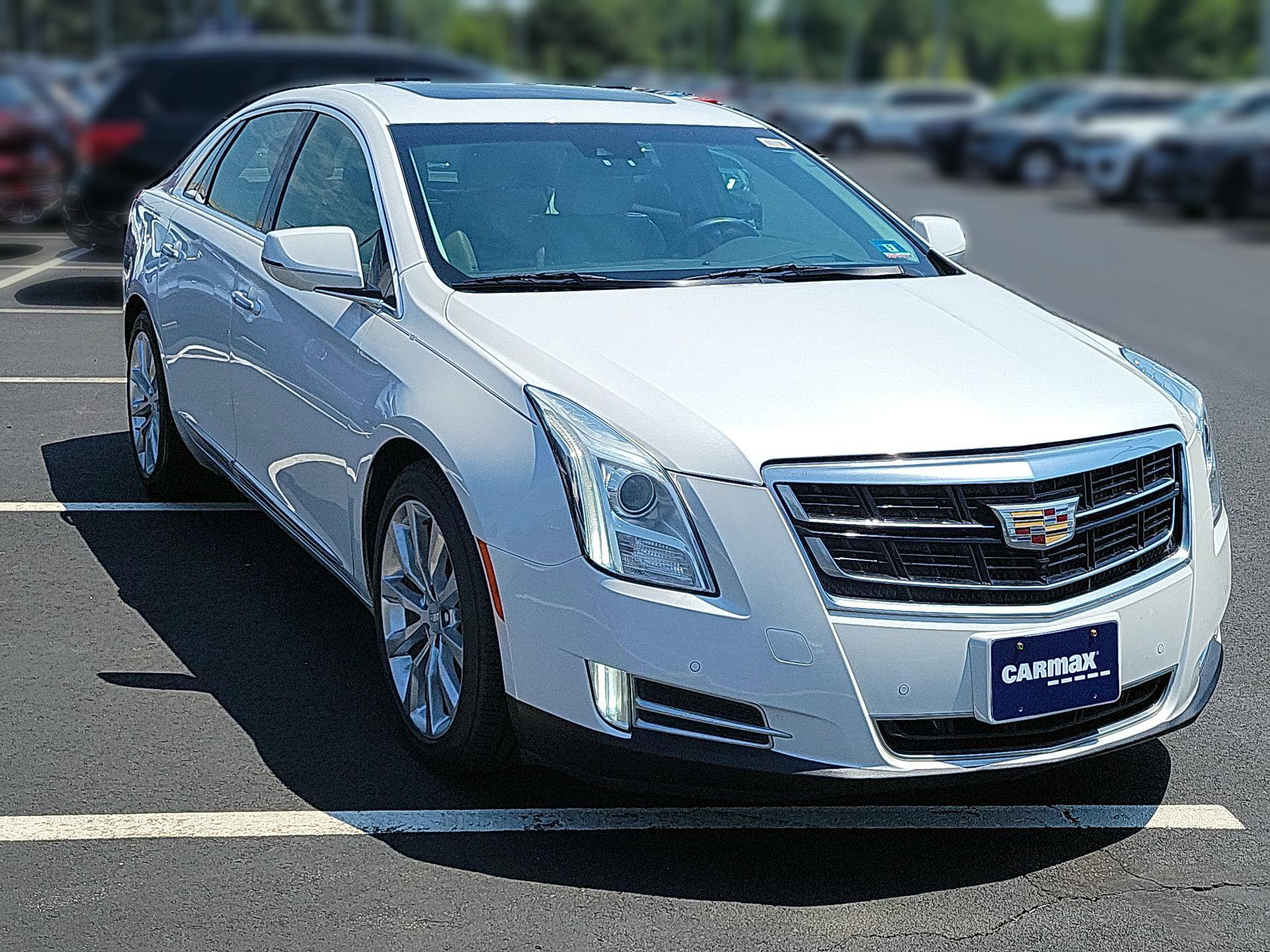 Thumbnail: 2016 Cadillac XTS - 1